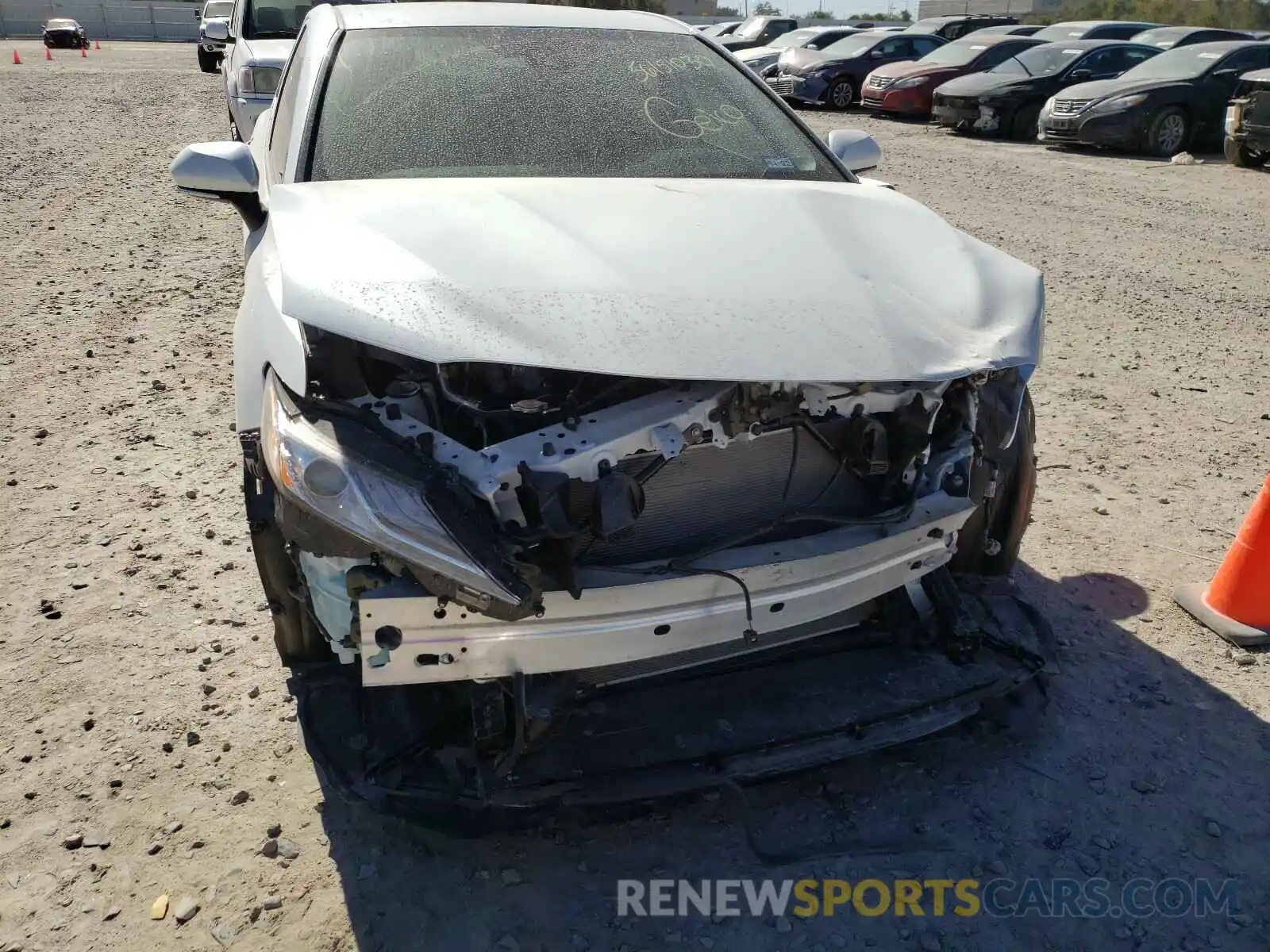 9 Photograph of a damaged car 4T1K61AK6LU935089 TOYOTA CAMRY 2020