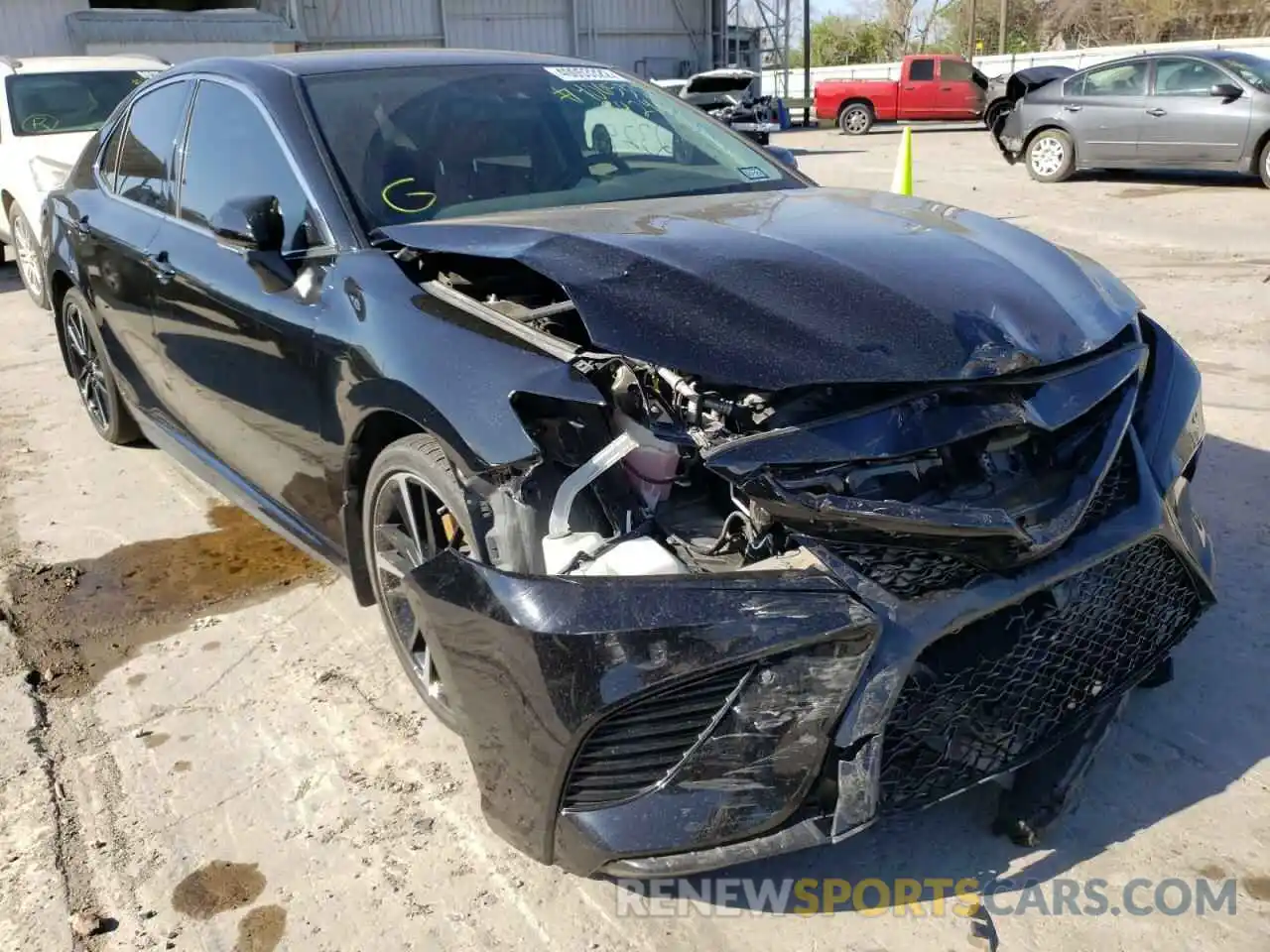 1 Photograph of a damaged car 4T1K61AK6LU942415 TOYOTA CAMRY 2020