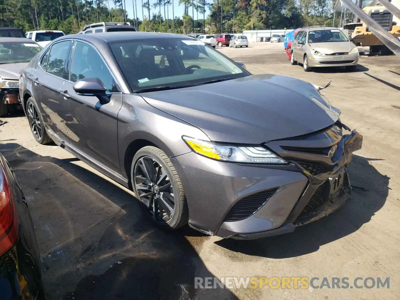 1 Photograph of a damaged car 4T1K61AK6LU964589 TOYOTA CAMRY 2020