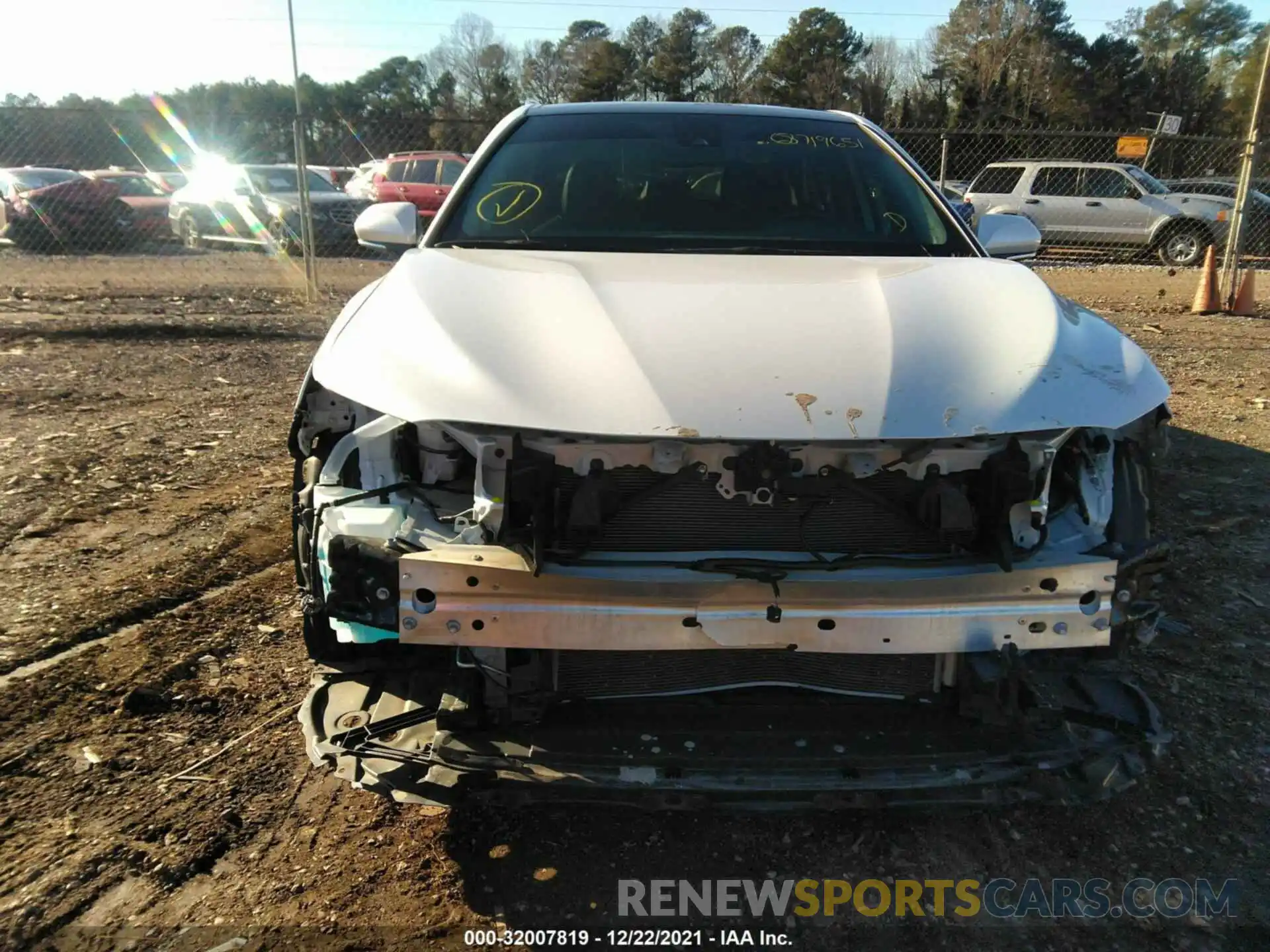 6 Photograph of a damaged car 4T1K61AK6LU982672 TOYOTA CAMRY 2020