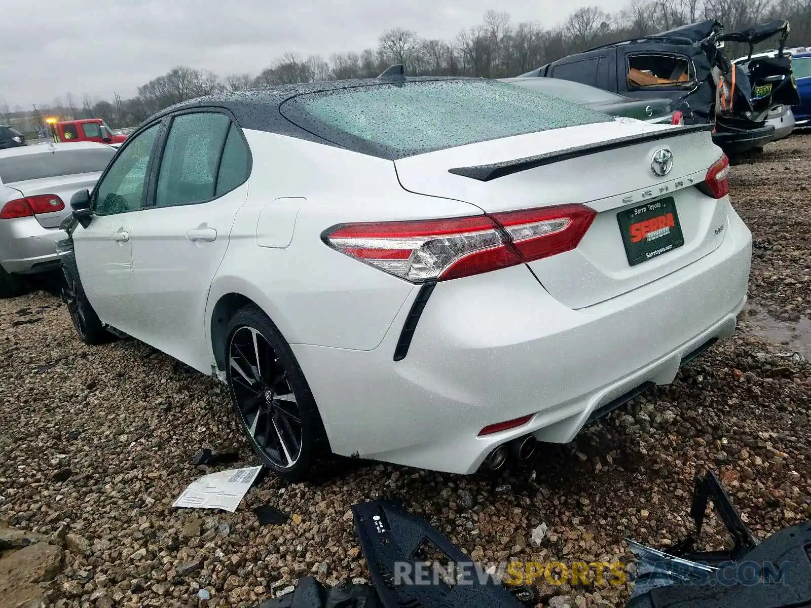 3 Photograph of a damaged car 4T1K61AK7LU304044 TOYOTA CAMRY 2020