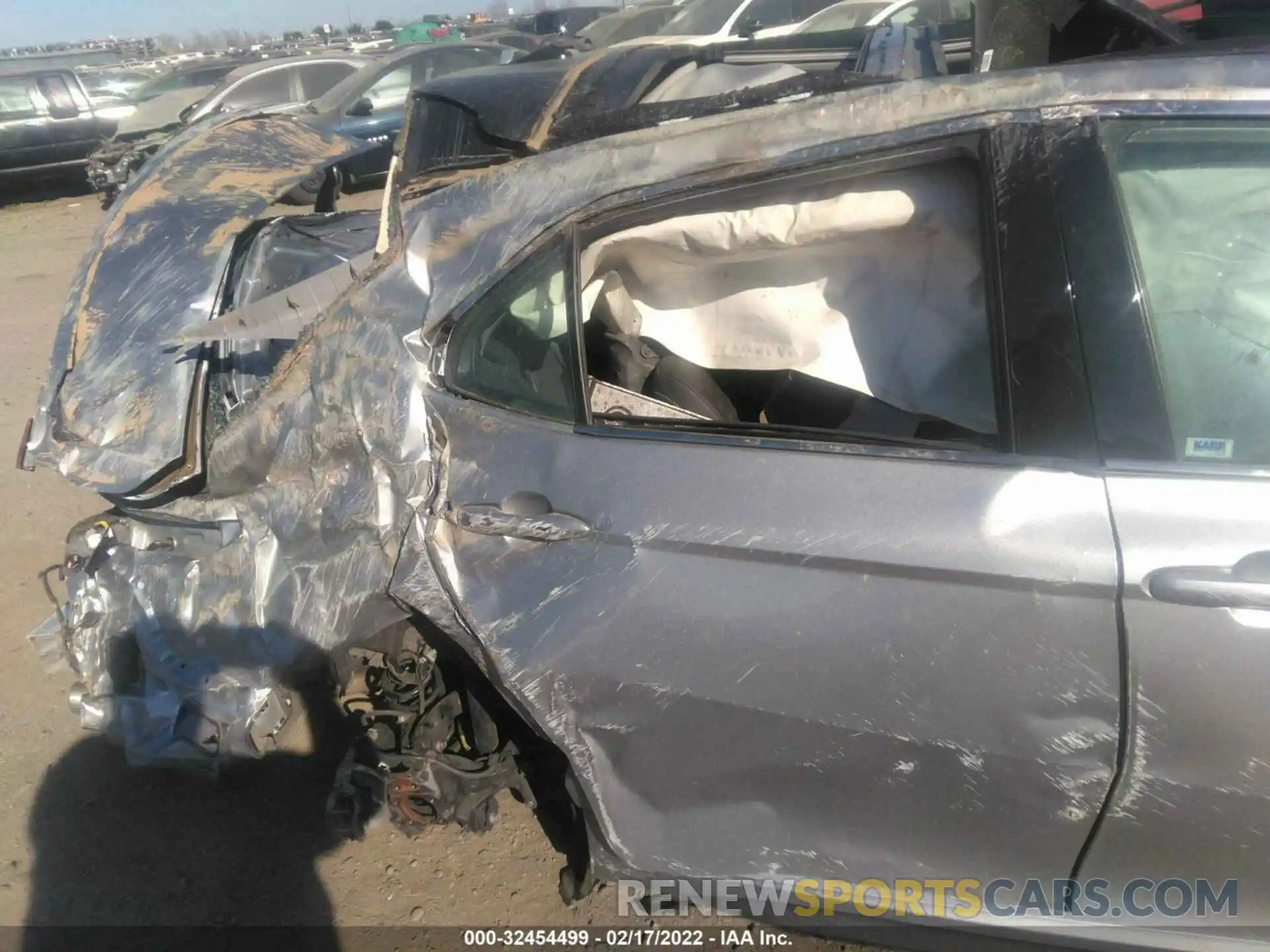 8 Photograph of a damaged car 4T1K61AK7LU305338 TOYOTA CAMRY 2020