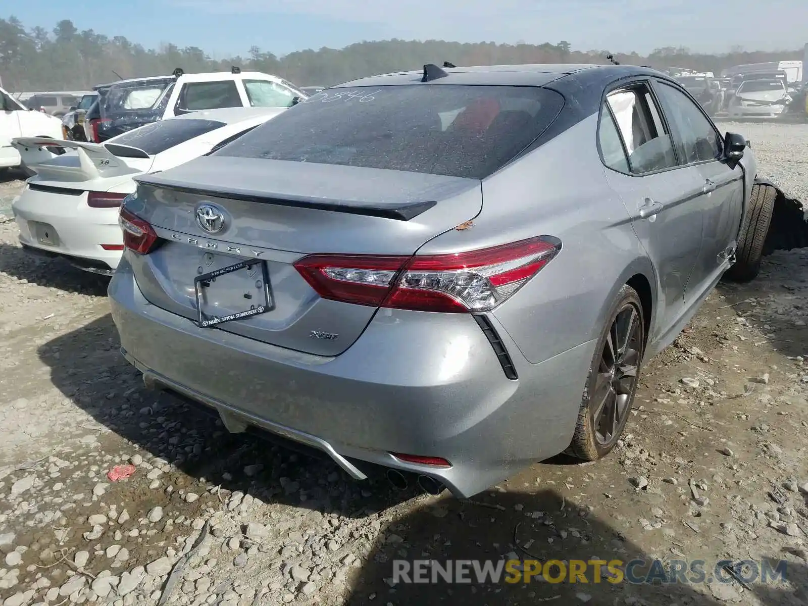 4 Photograph of a damaged car 4T1K61AK7LU310846 TOYOTA CAMRY 2020