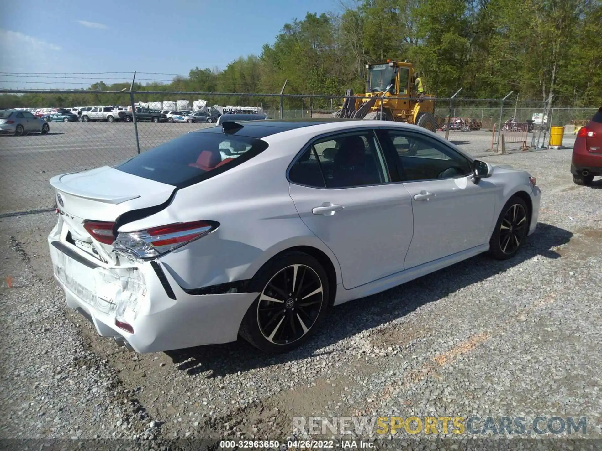 4 Photograph of a damaged car 4T1K61AK7LU311981 TOYOTA CAMRY 2020