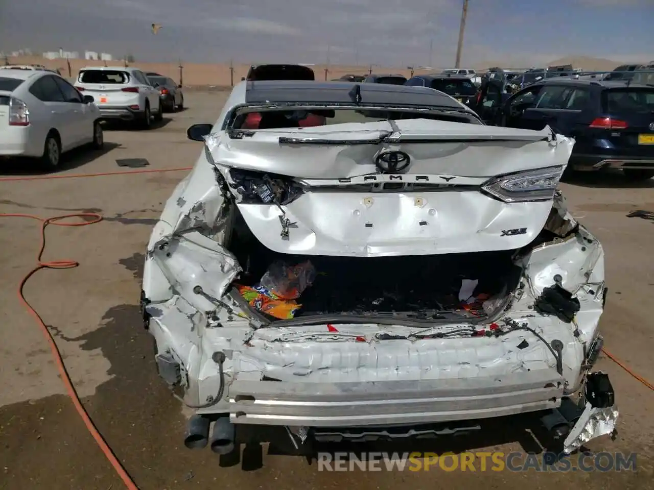 6 Photograph of a damaged car 4T1K61AK7LU312855 TOYOTA CAMRY 2020