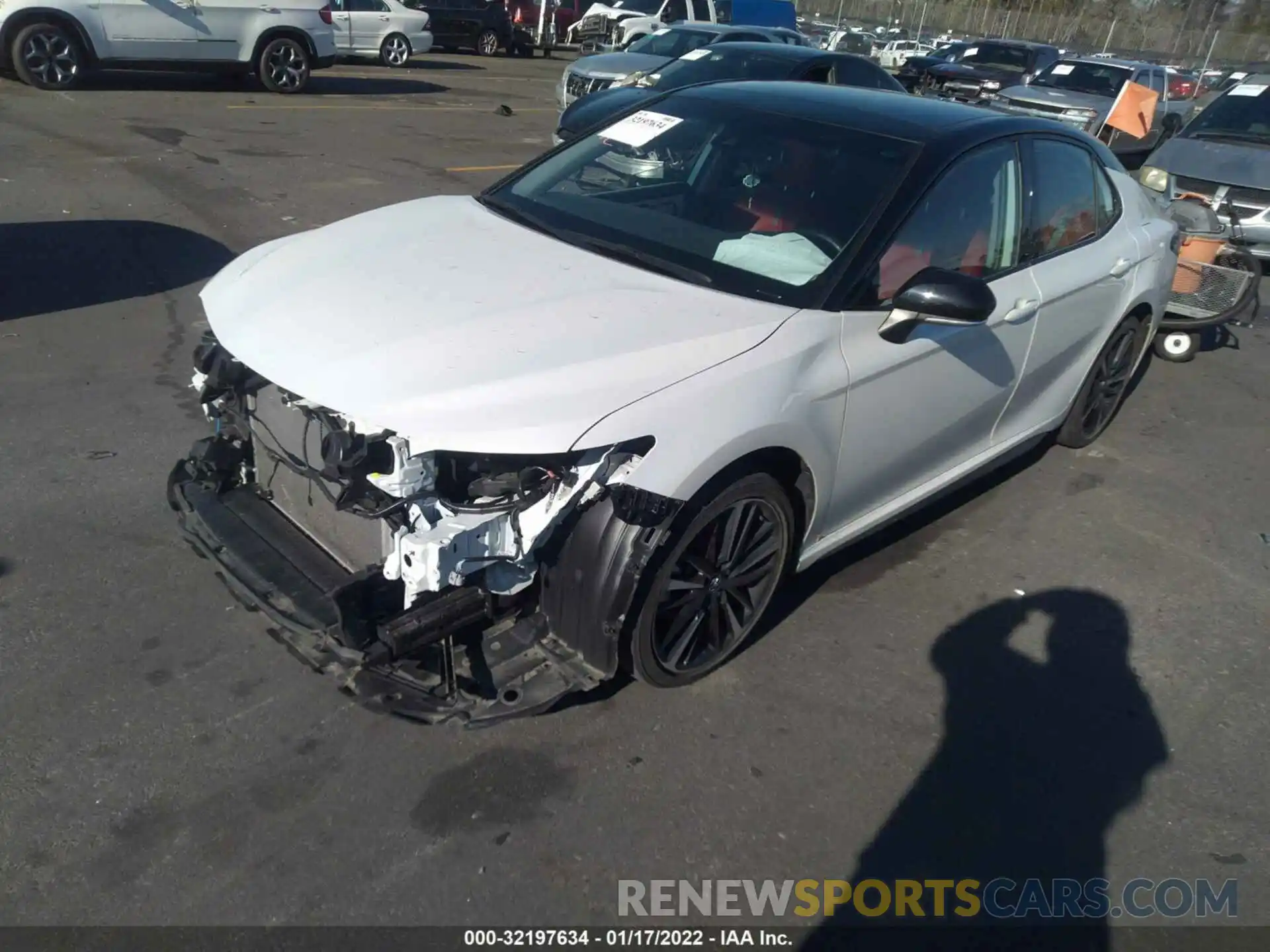 2 Photograph of a damaged car 4T1K61AK7LU332510 TOYOTA CAMRY 2020