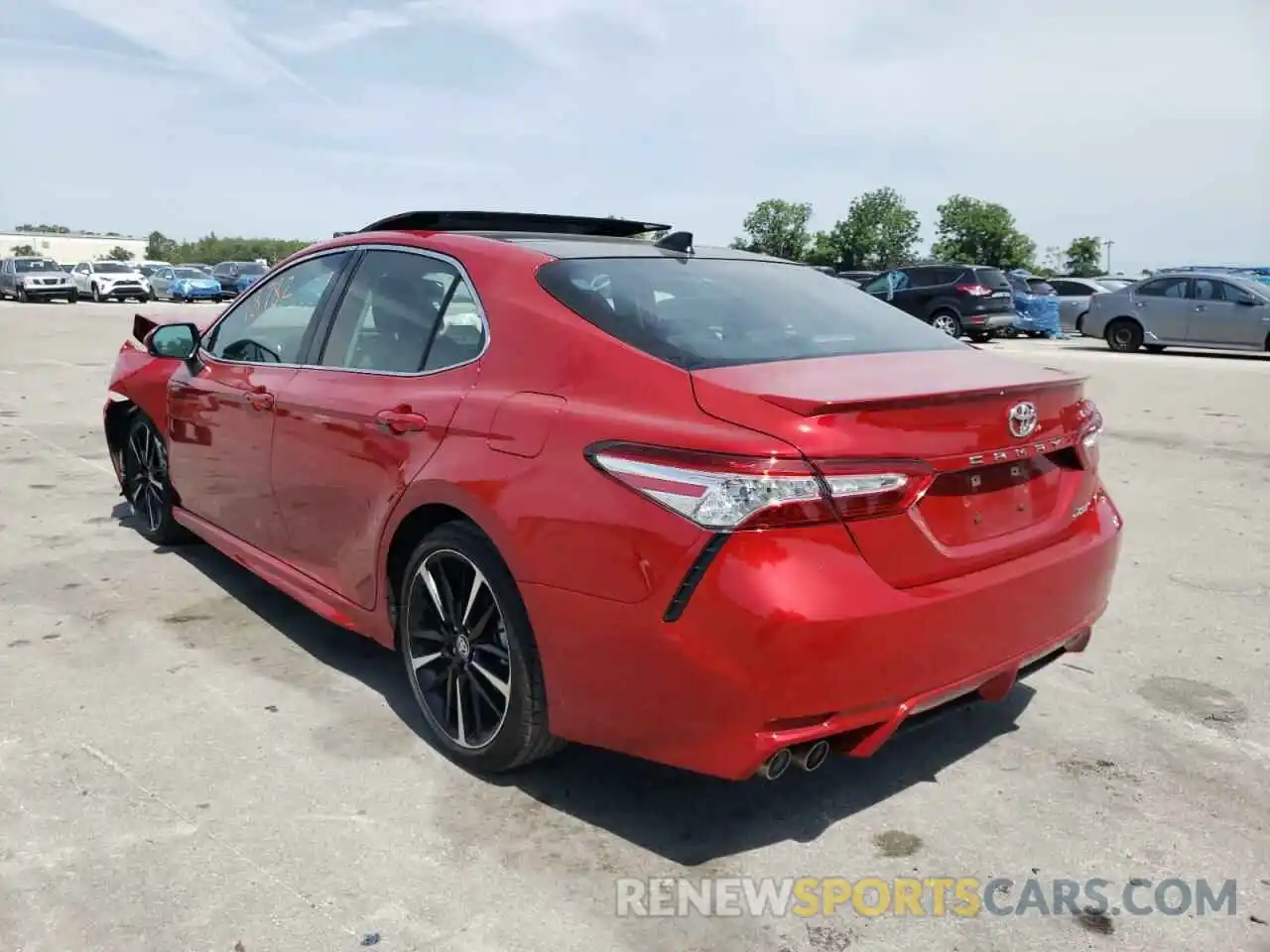 3 Photograph of a damaged car 4T1K61AK7LU364177 TOYOTA CAMRY 2020