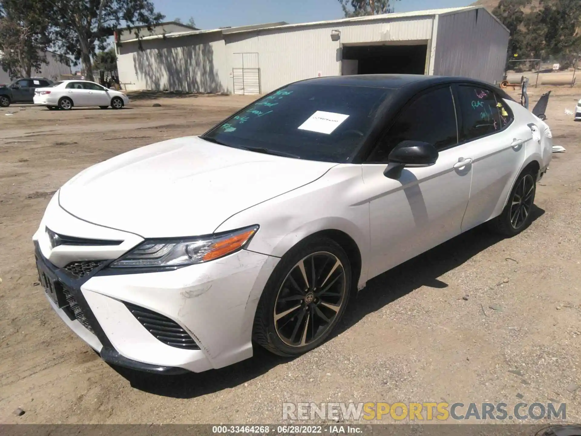 2 Photograph of a damaged car 4T1K61AK7LU365376 TOYOTA CAMRY 2020