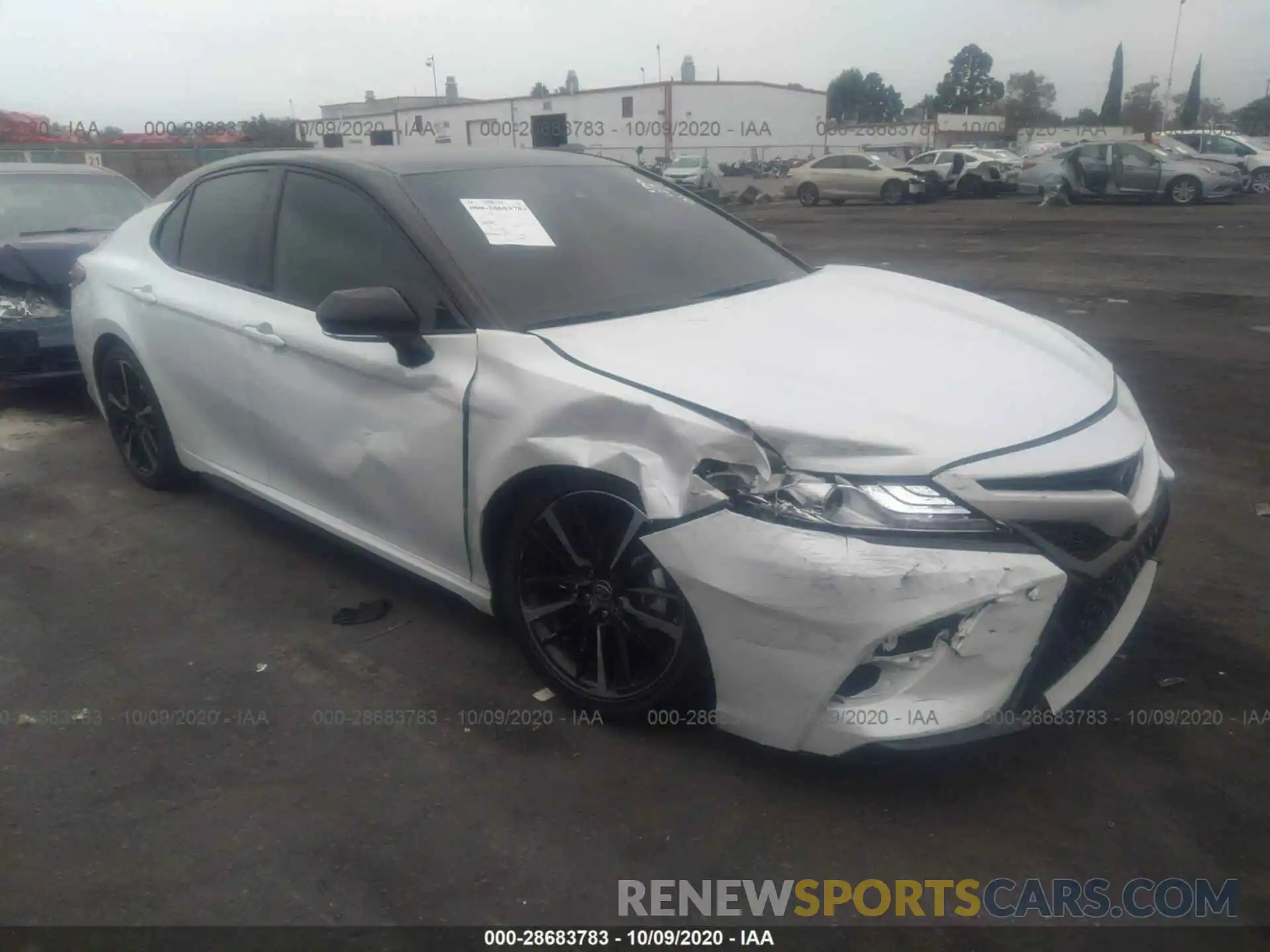 1 Photograph of a damaged car 4T1K61AK7LU369069 TOYOTA CAMRY 2020