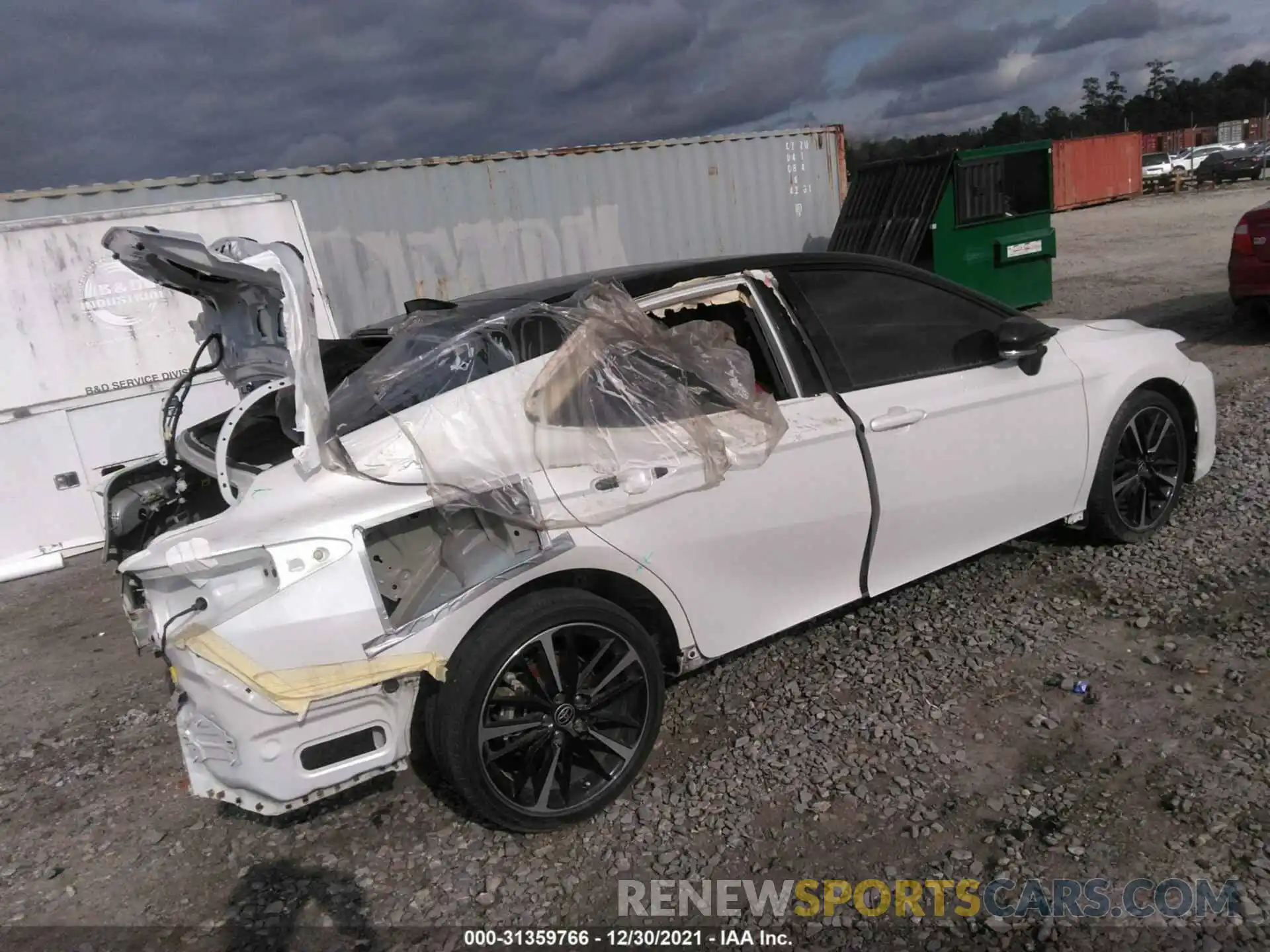 4 Photograph of a damaged car 4T1K61AK7LU372649 TOYOTA CAMRY 2020