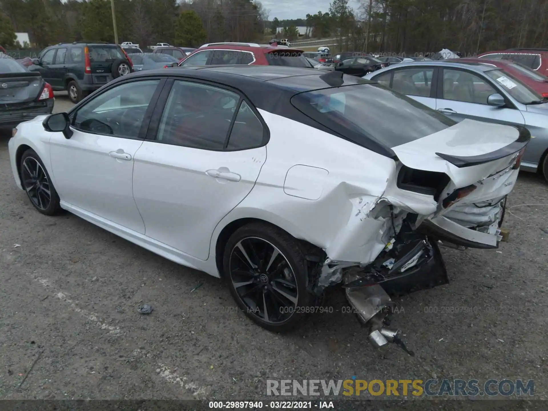 3 Photograph of a damaged car 4T1K61AK7LU373865 TOYOTA CAMRY 2020