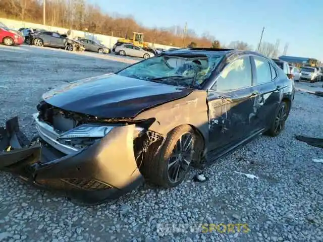 2 Photograph of a damaged car 4T1K61AK7LU376409 TOYOTA CAMRY 2020