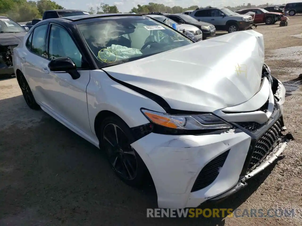 1 Photograph of a damaged car 4T1K61AK7LU377592 TOYOTA CAMRY 2020