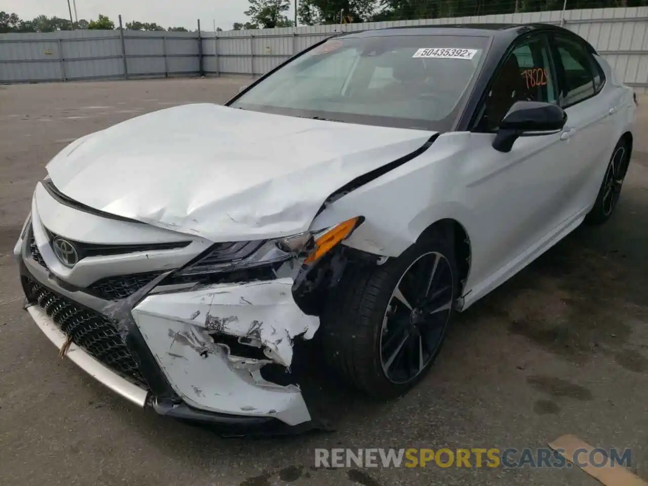 2 Photograph of a damaged car 4T1K61AK7LU379262 TOYOTA CAMRY 2020