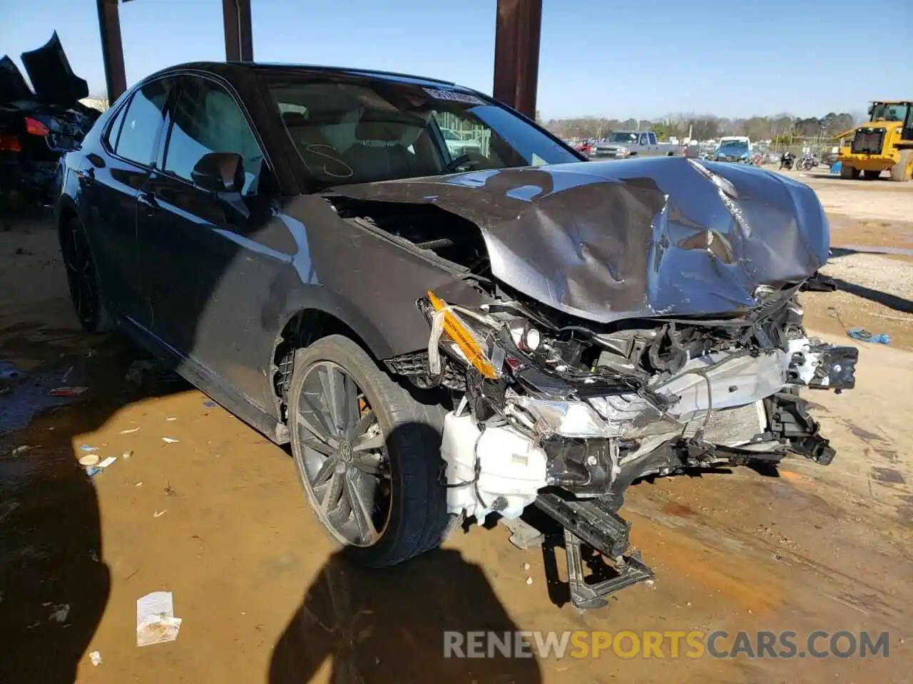 1 Photograph of a damaged car 4T1K61AK7LU382209 TOYOTA CAMRY 2020