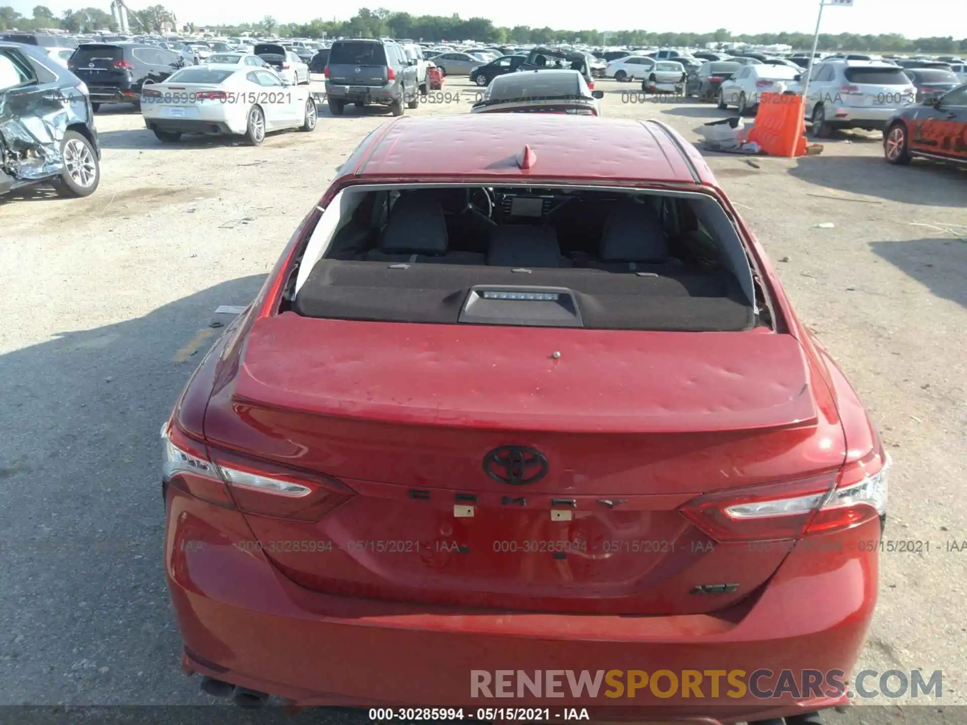 6 Photograph of a damaged car 4T1K61AK7LU388608 TOYOTA CAMRY 2020