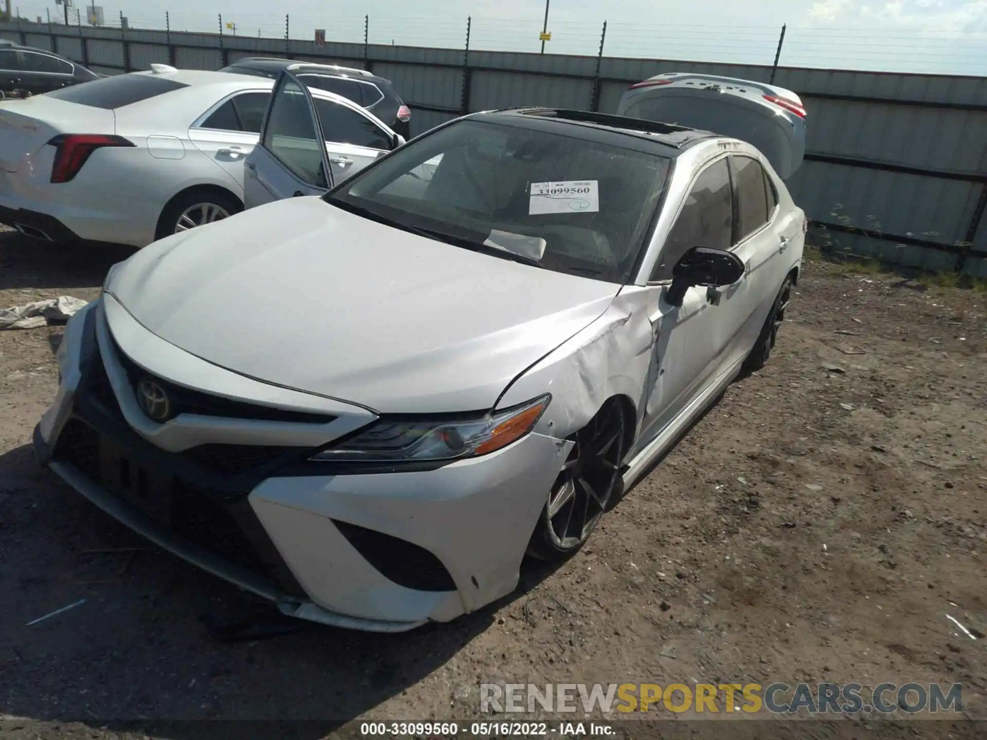 2 Photograph of a damaged car 4T1K61AK7LU395901 TOYOTA CAMRY 2020