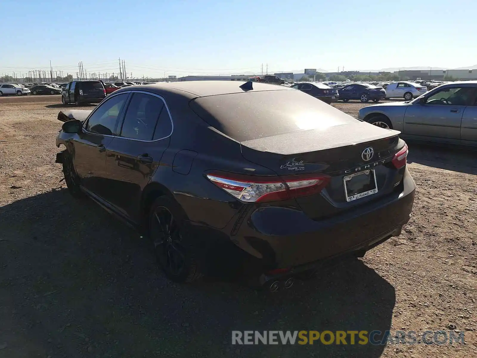 3 Photograph of a damaged car 4T1K61AK7LU396420 TOYOTA CAMRY 2020