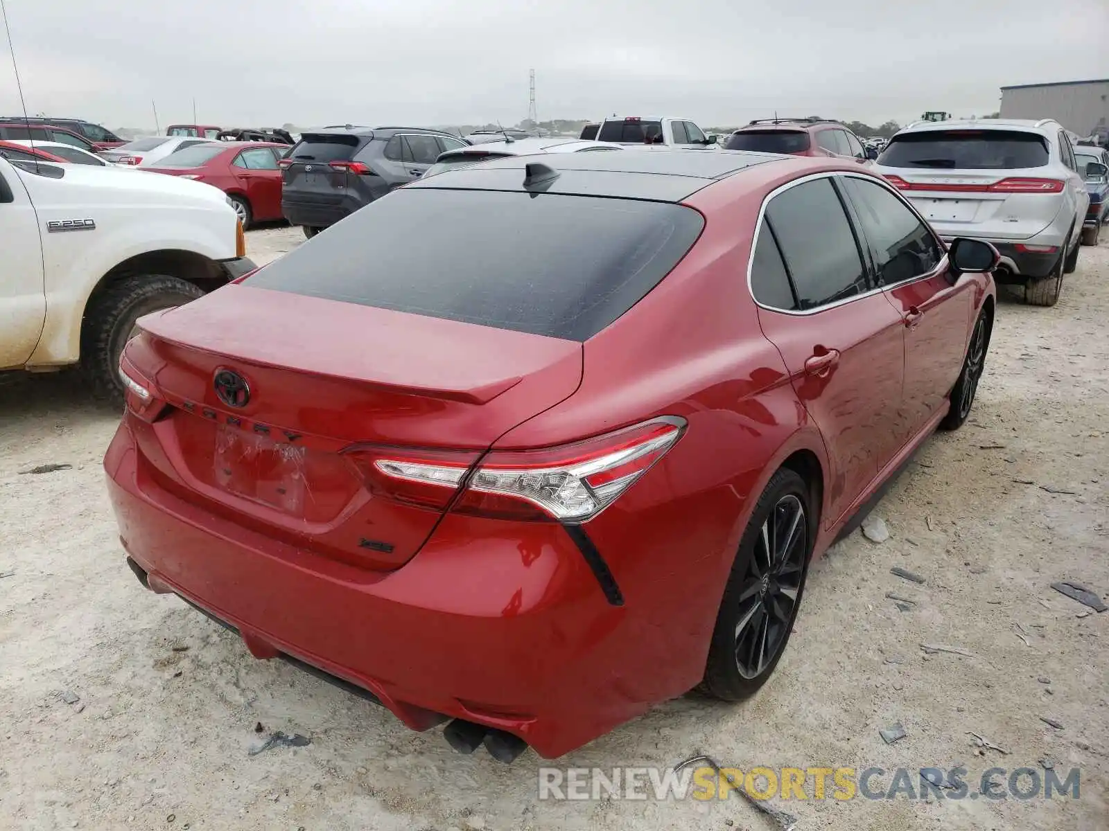 4 Photograph of a damaged car 4T1K61AK7LU396790 TOYOTA CAMRY 2020