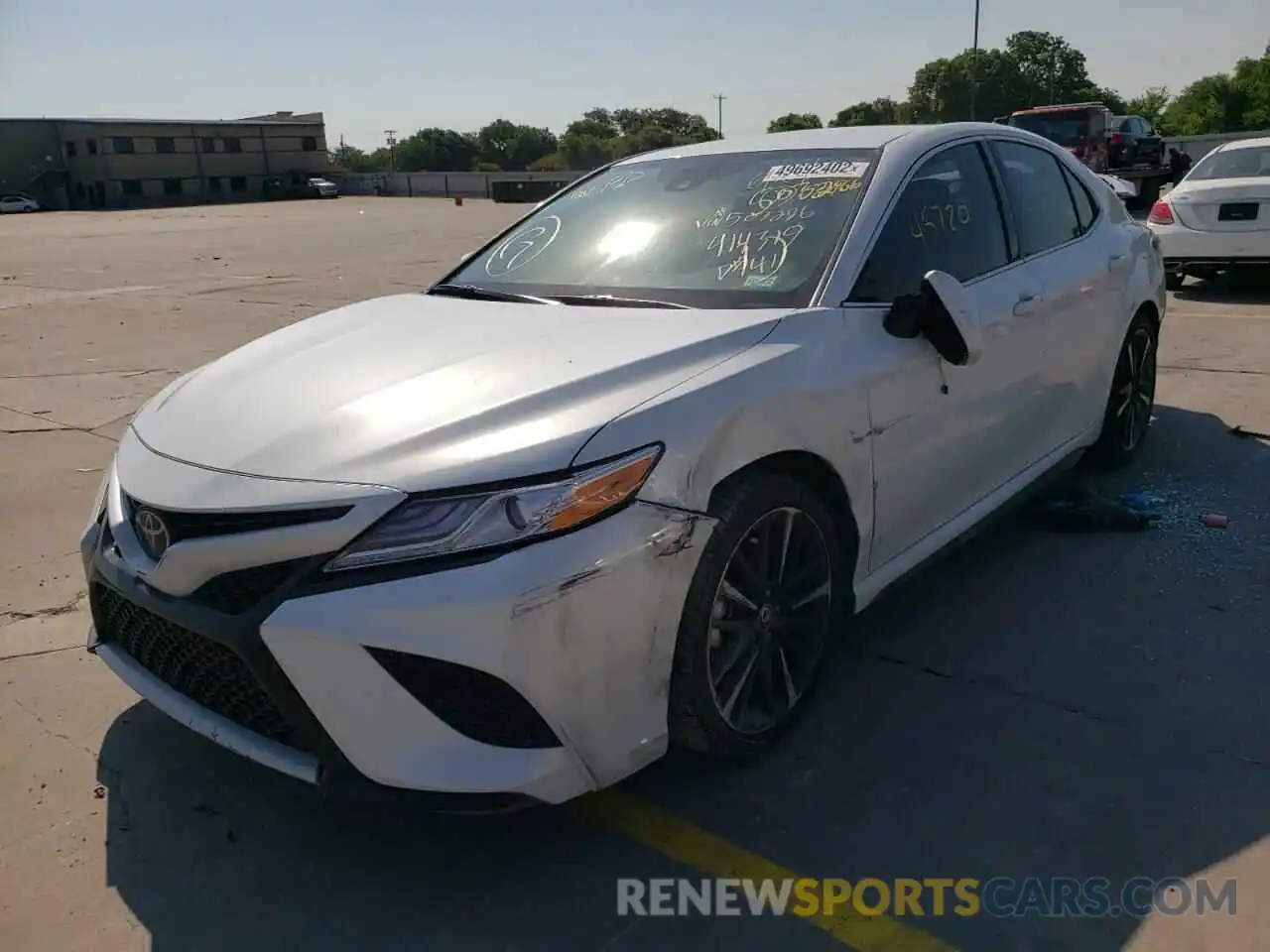 2 Photograph of a damaged car 4T1K61AK7LU503286 TOYOTA CAMRY 2020