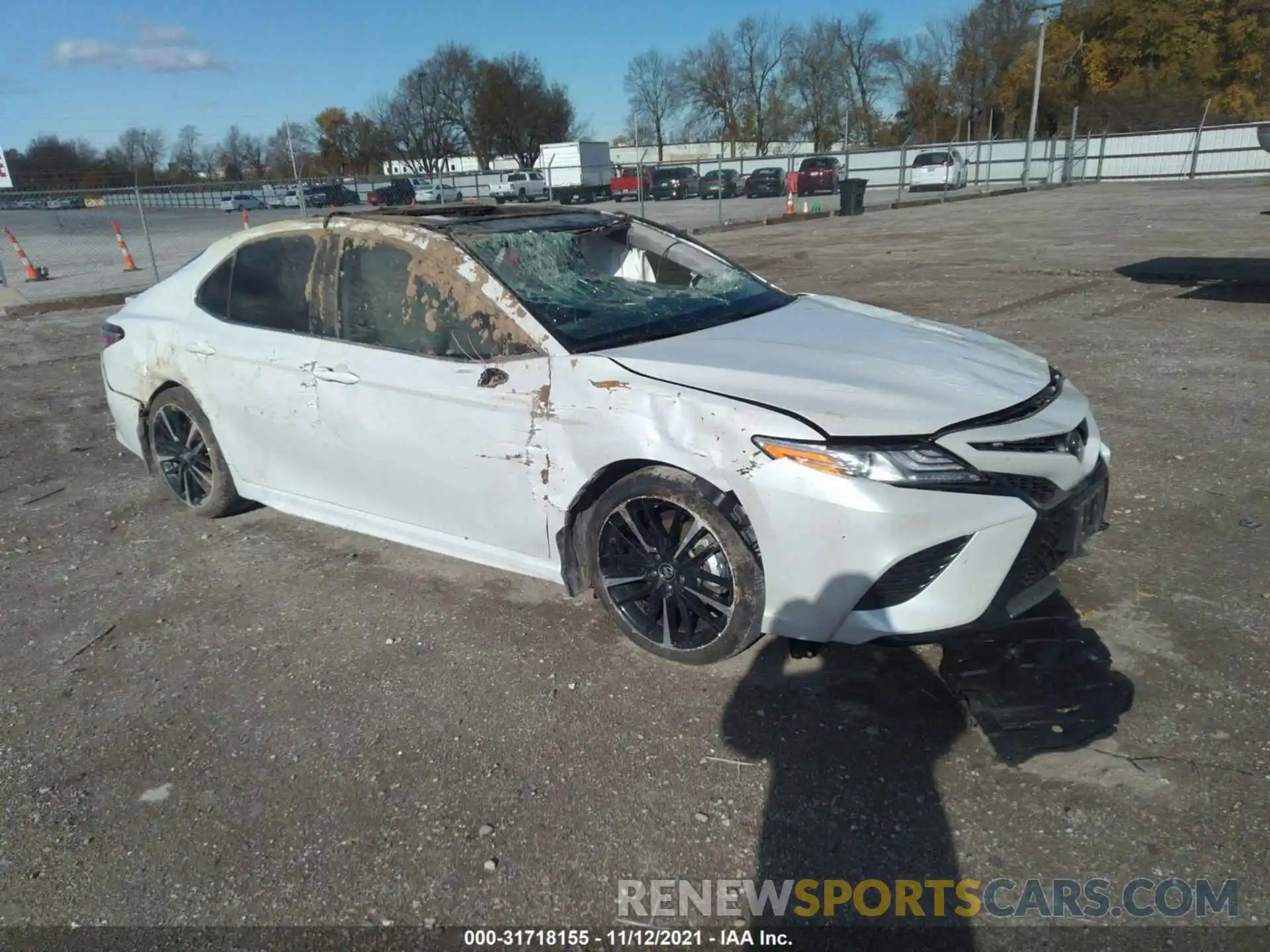 1 Photograph of a damaged car 4T1K61AK7LU864887 TOYOTA CAMRY 2020