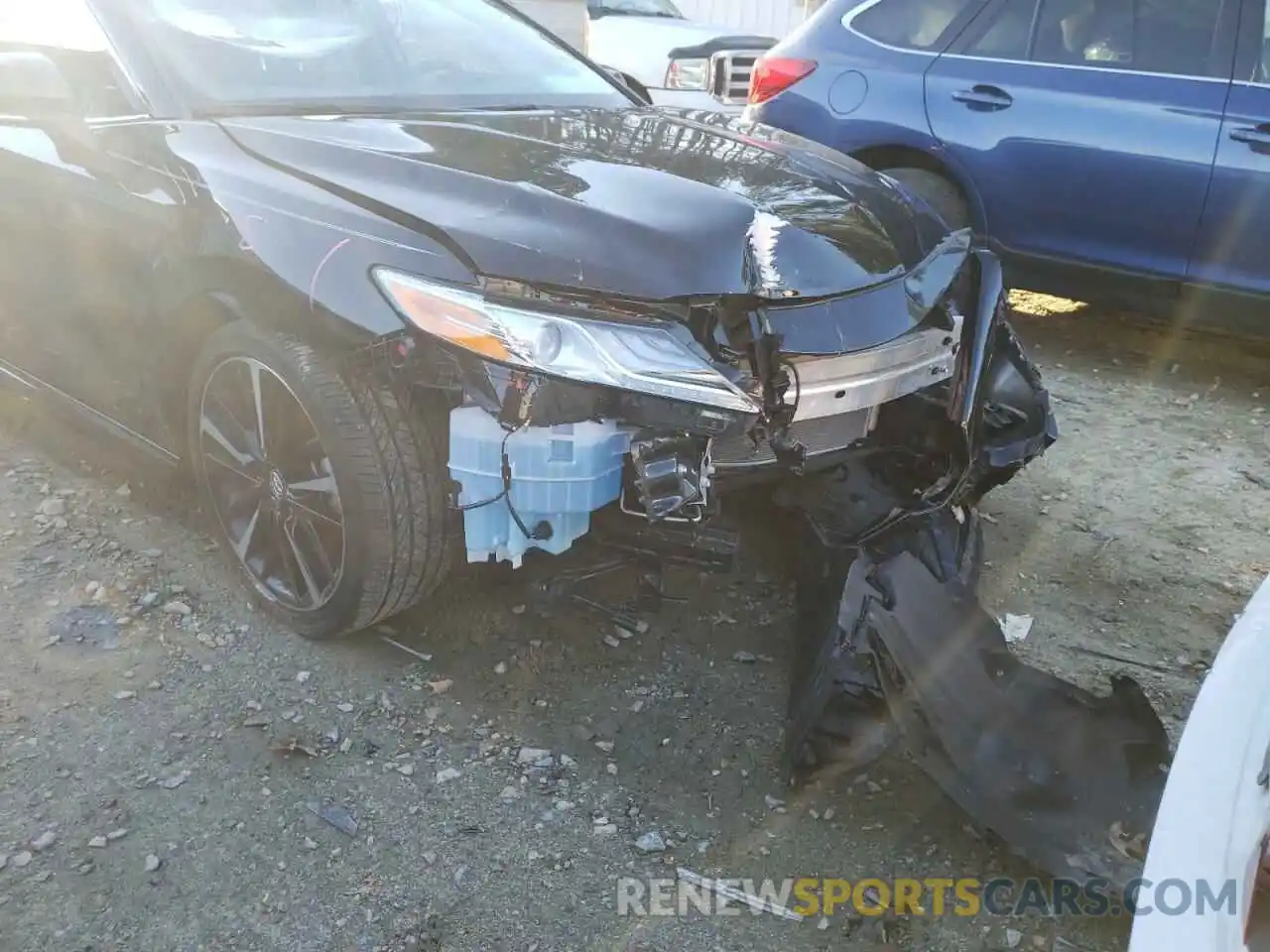 9 Photograph of a damaged car 4T1K61AK7LU867482 TOYOTA CAMRY 2020