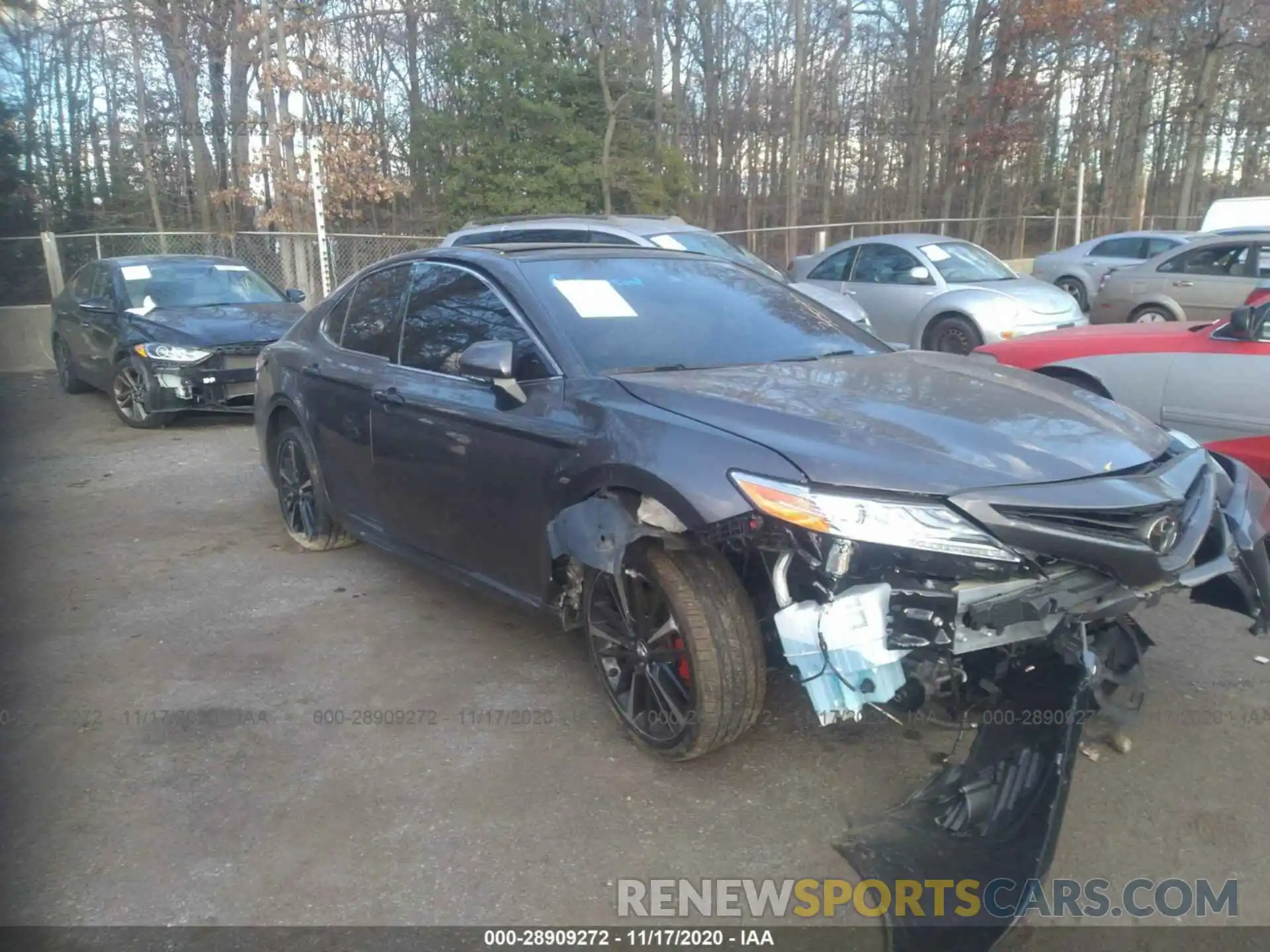 1 Photograph of a damaged car 4T1K61AK7LU892852 TOYOTA CAMRY 2020