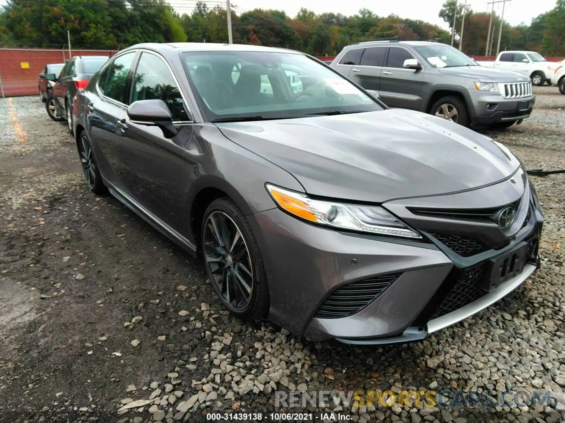 1 Photograph of a damaged car 4T1K61AK7LU901081 TOYOTA CAMRY 2020