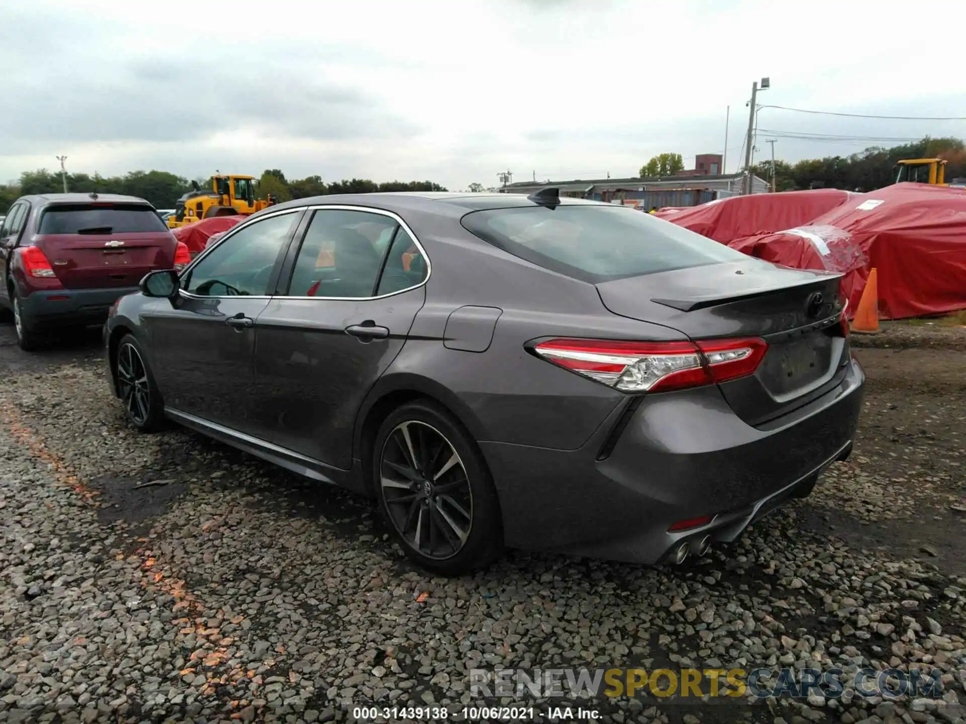 3 Photograph of a damaged car 4T1K61AK7LU901081 TOYOTA CAMRY 2020