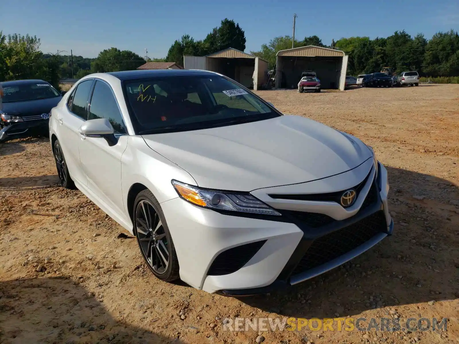 1 Photograph of a damaged car 4T1K61AK7LU912310 TOYOTA CAMRY 2020