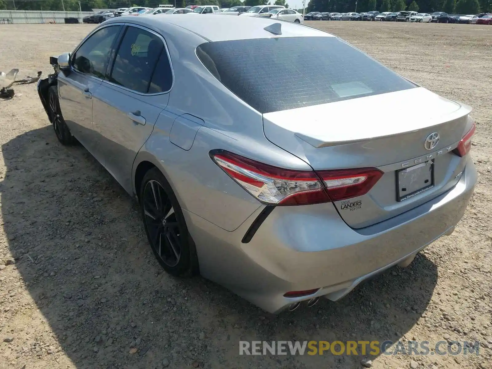 3 Photograph of a damaged car 4T1K61AK7LU926210 TOYOTA CAMRY 2020