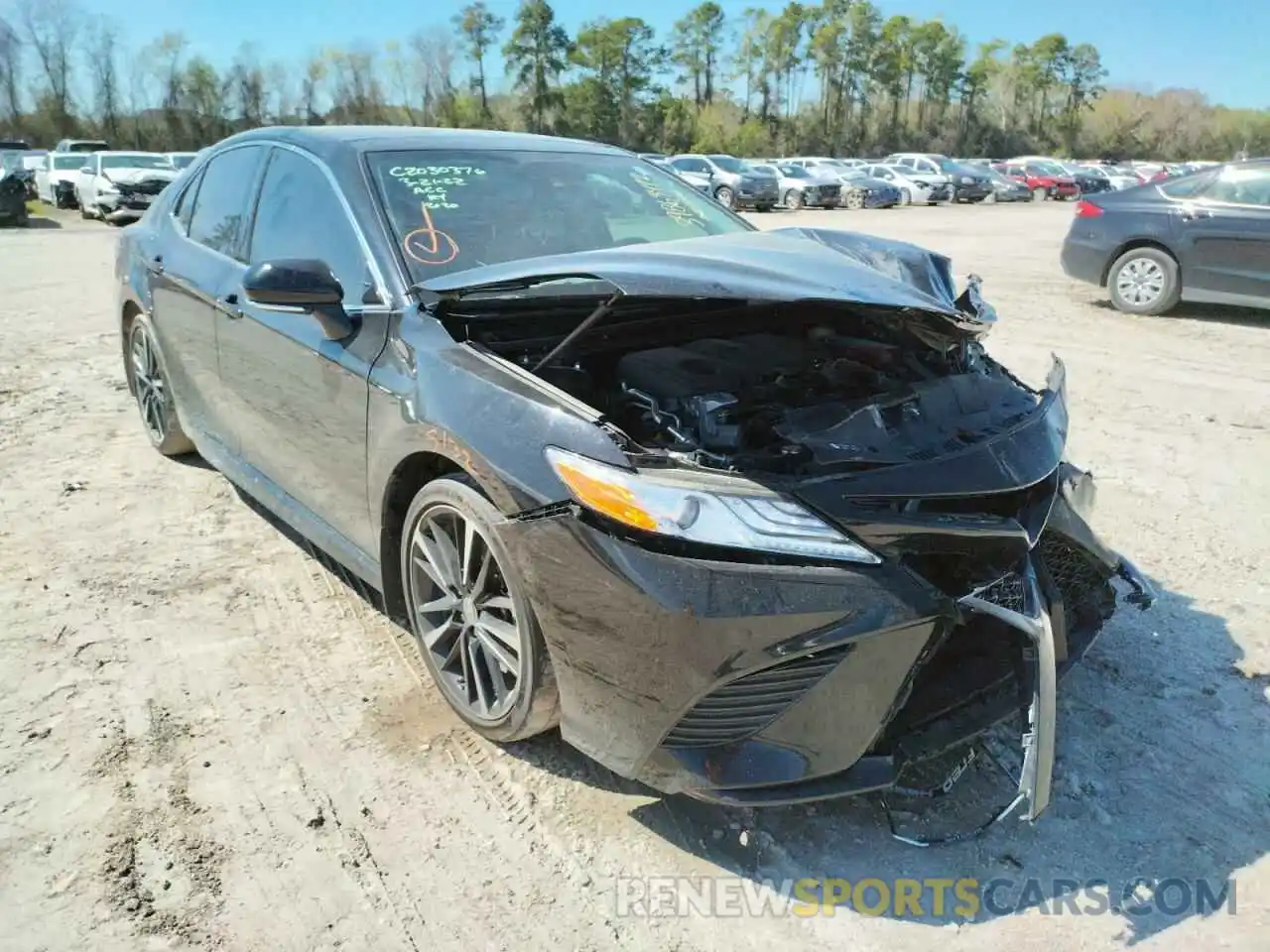 1 Photograph of a damaged car 4T1K61AK7LU982695 TOYOTA CAMRY 2020