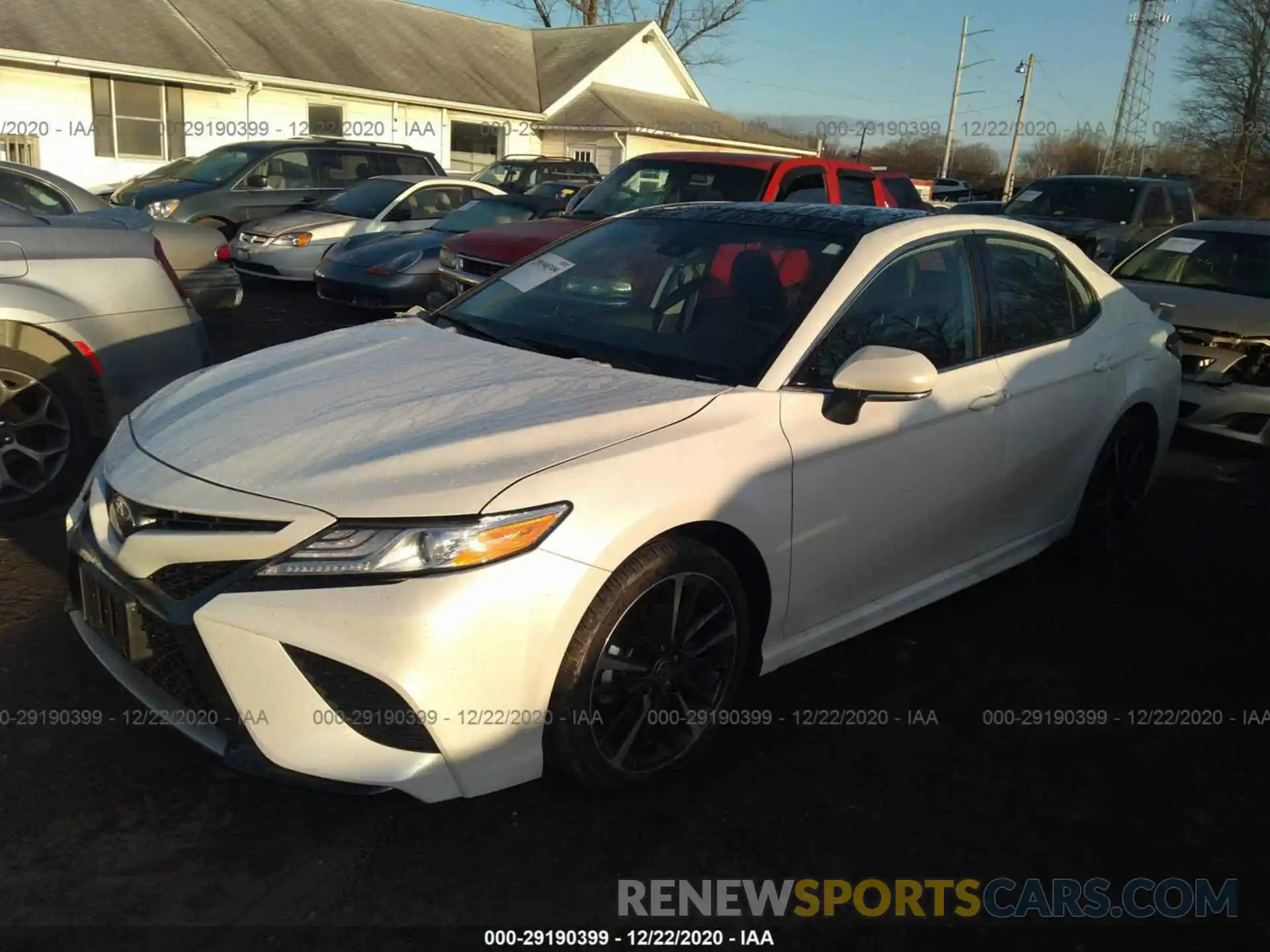 2 Photograph of a damaged car 4T1K61AK7LU998606 TOYOTA CAMRY 2020