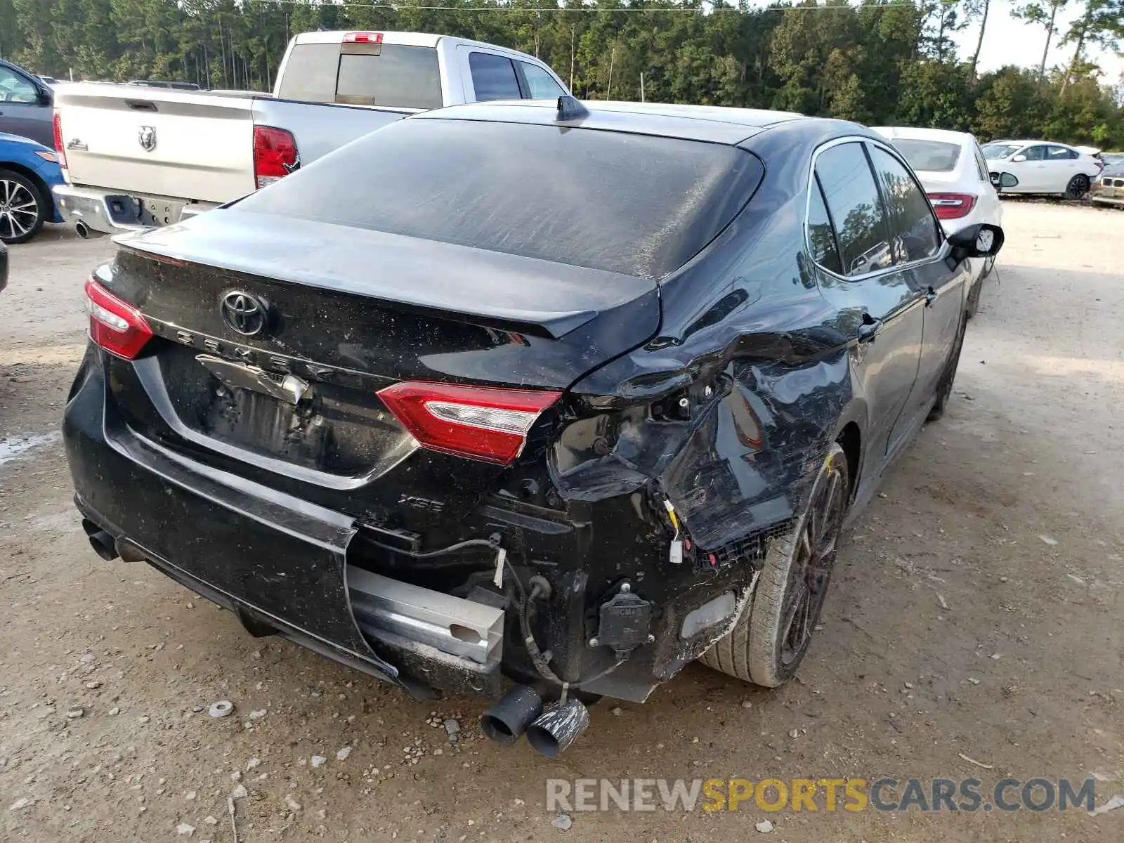 4 Photograph of a damaged car 4T1K61AK7LU998735 TOYOTA CAMRY 2020