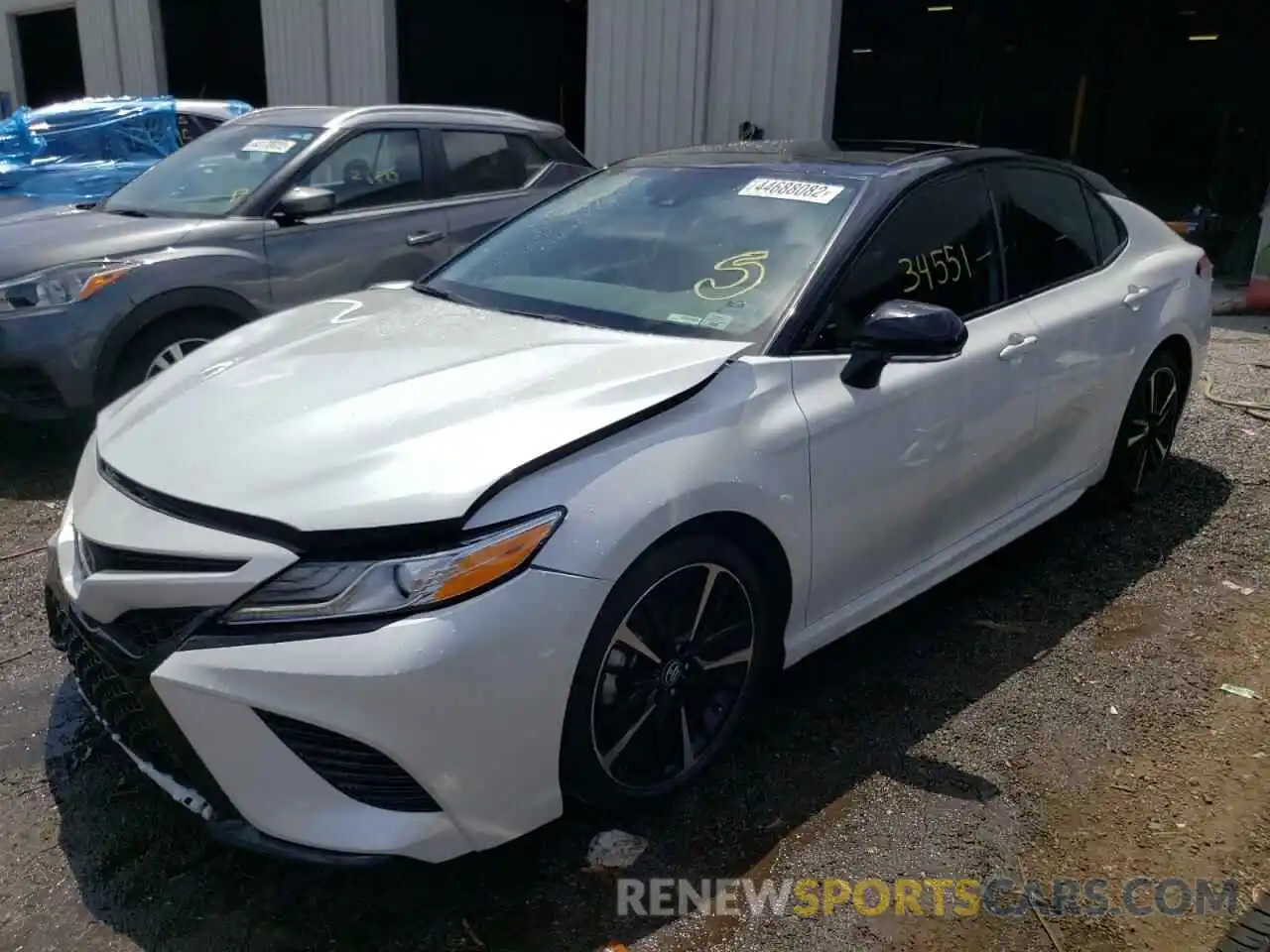 2 Photograph of a damaged car 4T1K61AK8LU304179 TOYOTA CAMRY 2020