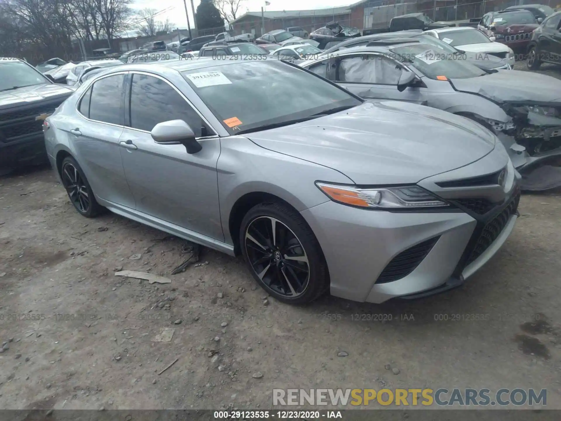 1 Photograph of a damaged car 4T1K61AK8LU313528 TOYOTA CAMRY 2020