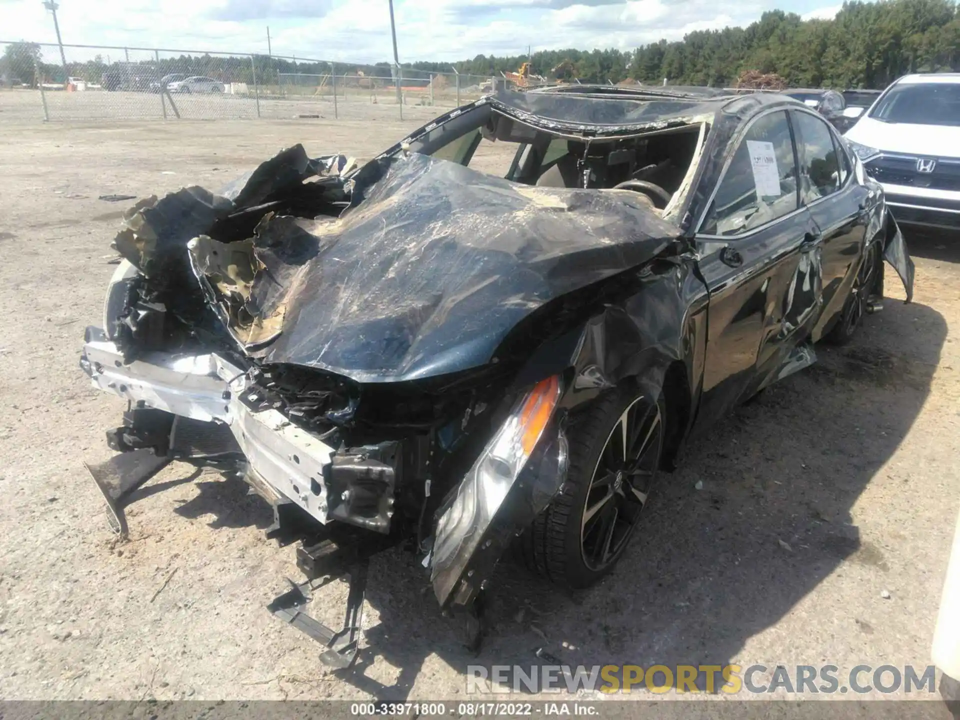 2 Photograph of a damaged car 4T1K61AK8LU325940 TOYOTA CAMRY 2020