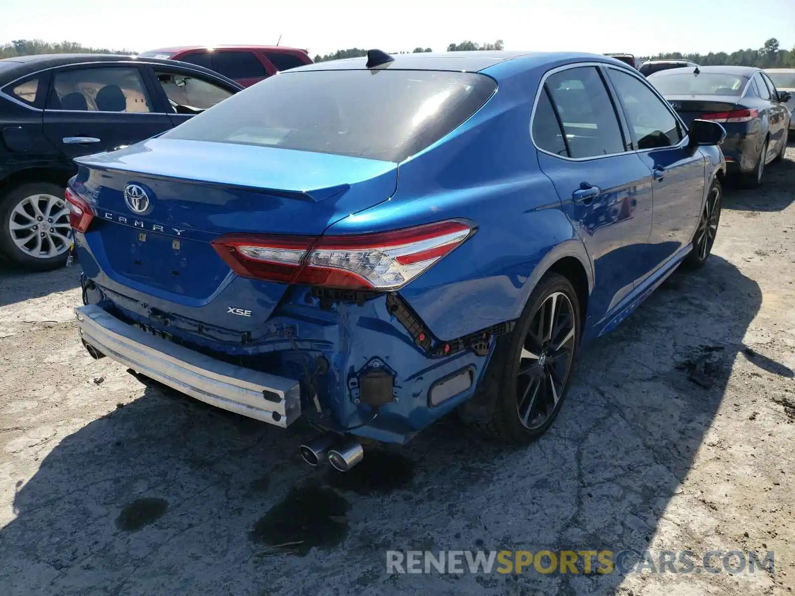 4 Photograph of a damaged car 4T1K61AK8LU331981 TOYOTA CAMRY 2020