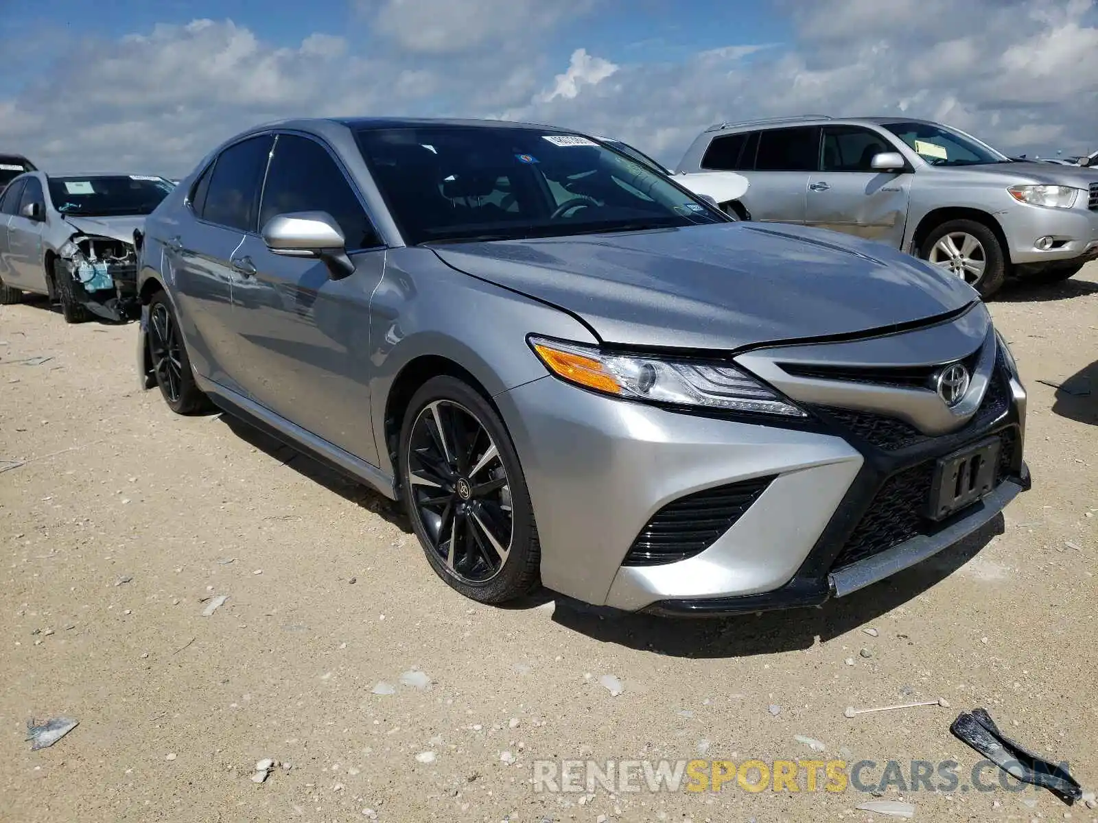 1 Photograph of a damaged car 4T1K61AK8LU362776 TOYOTA CAMRY 2020