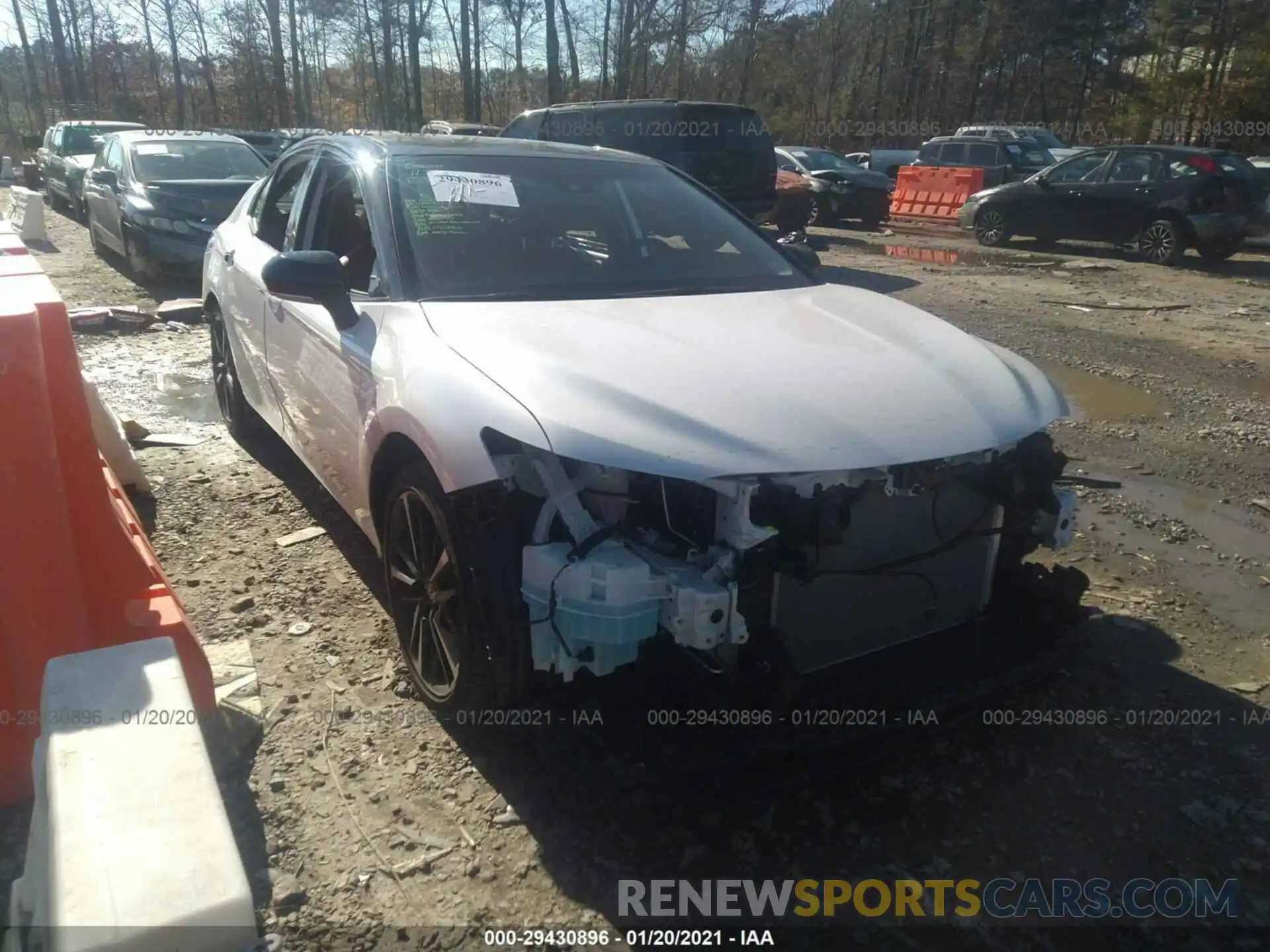 1 Photograph of a damaged car 4T1K61AK8LU364284 TOYOTA CAMRY 2020