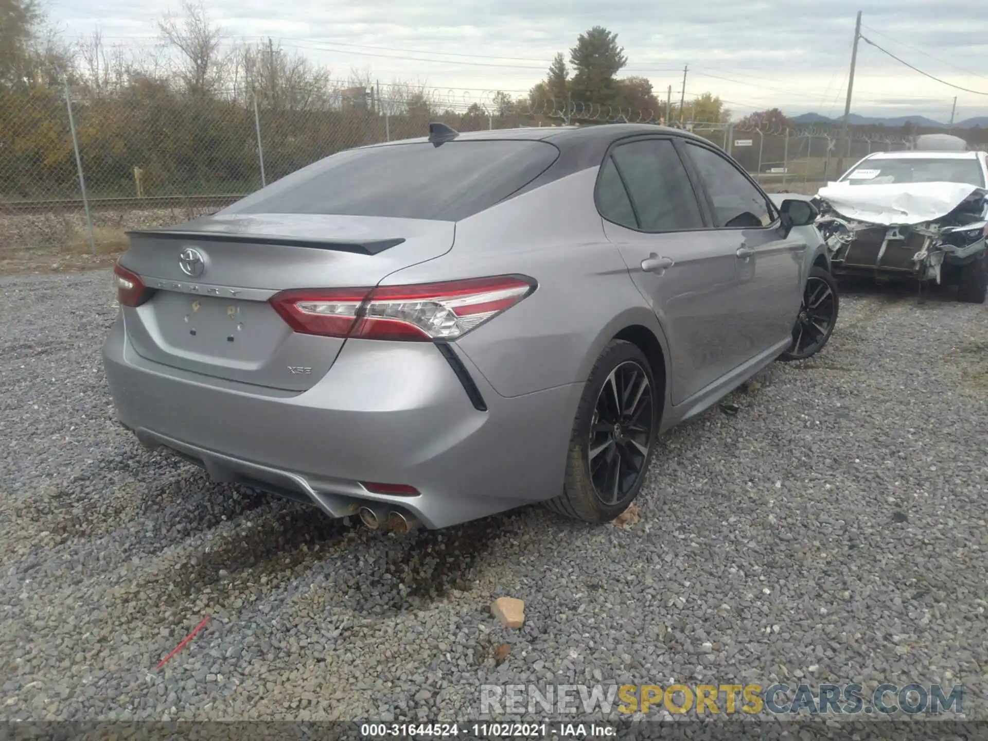 4 Photograph of a damaged car 4T1K61AK8LU381411 TOYOTA CAMRY 2020