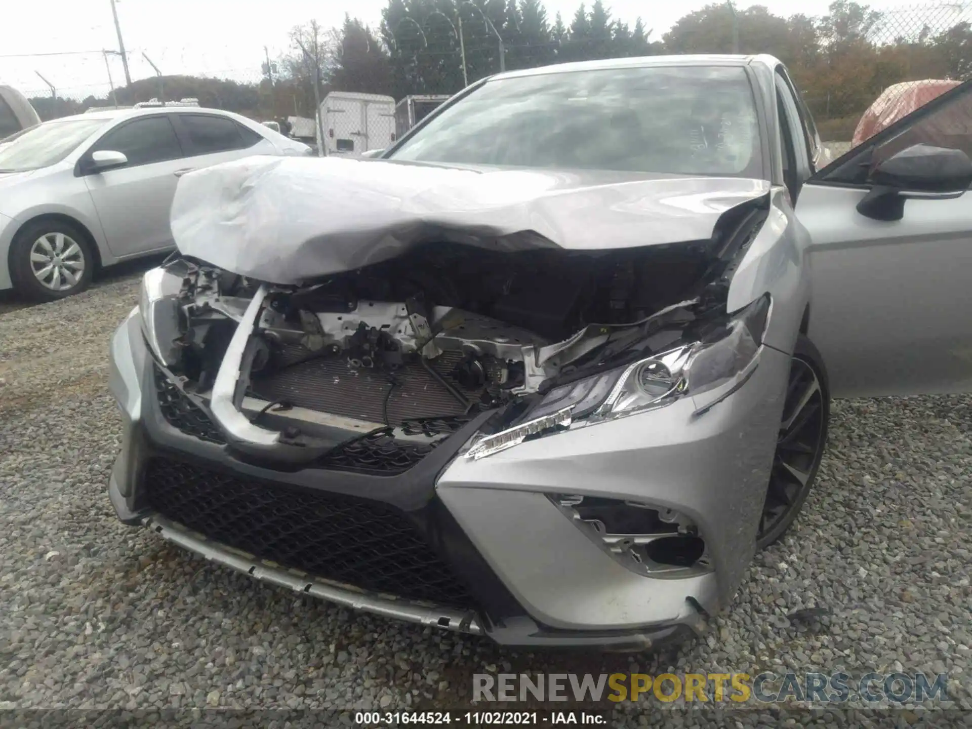 6 Photograph of a damaged car 4T1K61AK8LU381411 TOYOTA CAMRY 2020