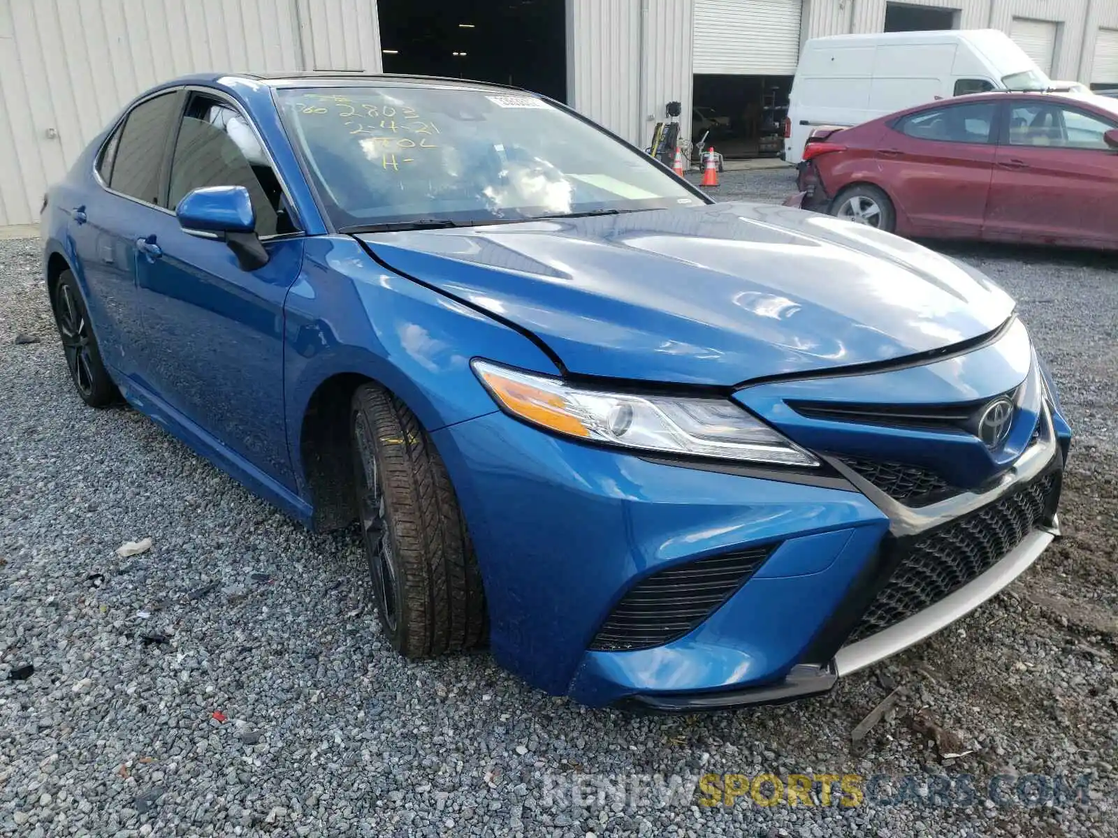 1 Photograph of a damaged car 4T1K61AK8LU382753 TOYOTA CAMRY 2020