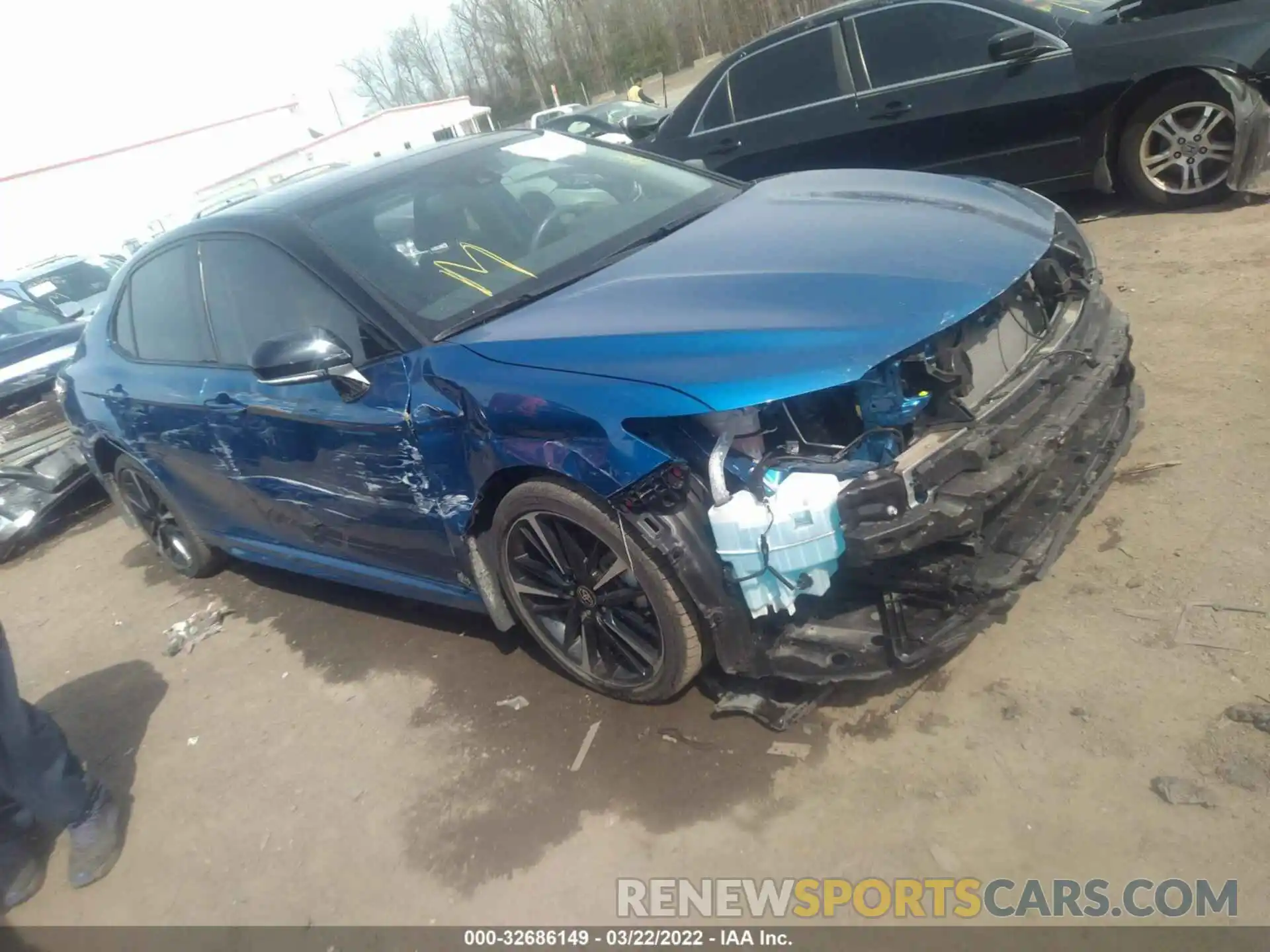 1 Photograph of a damaged car 4T1K61AK8LU388522 TOYOTA CAMRY 2020