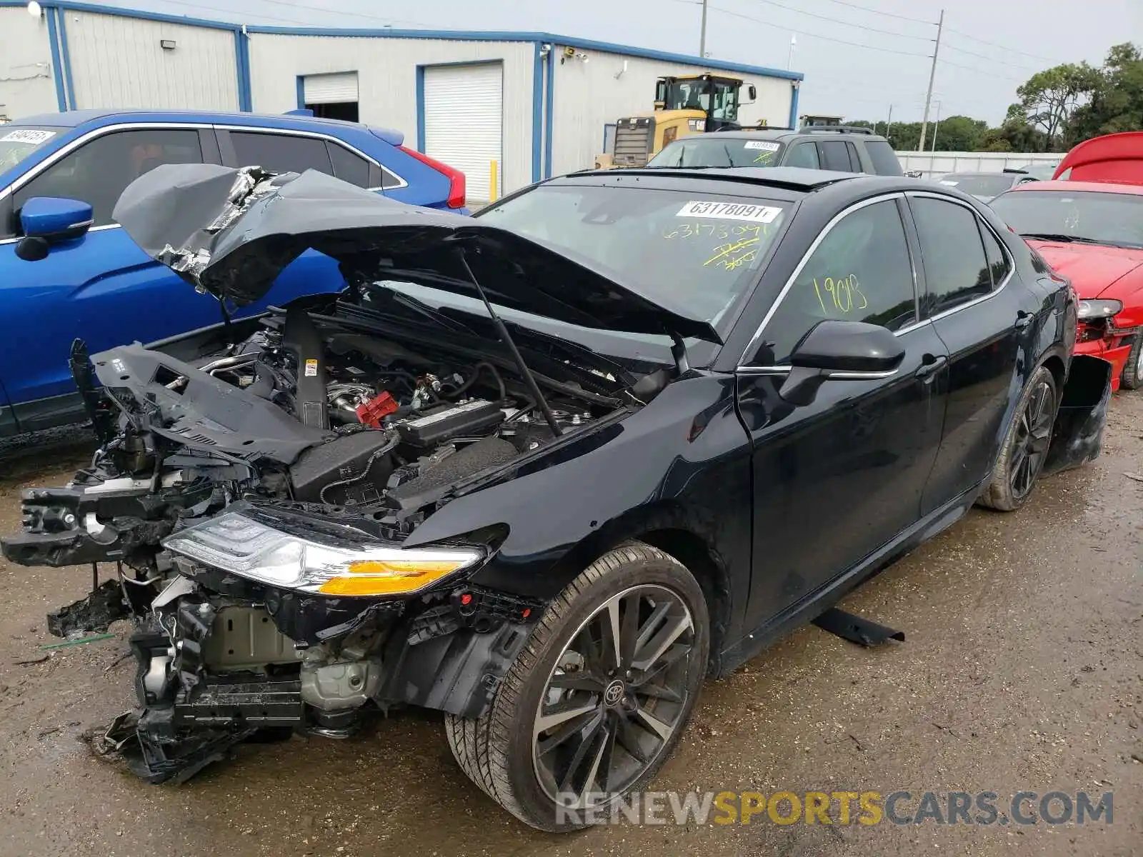 2 Photograph of a damaged car 4T1K61AK8LU402094 TOYOTA CAMRY 2020