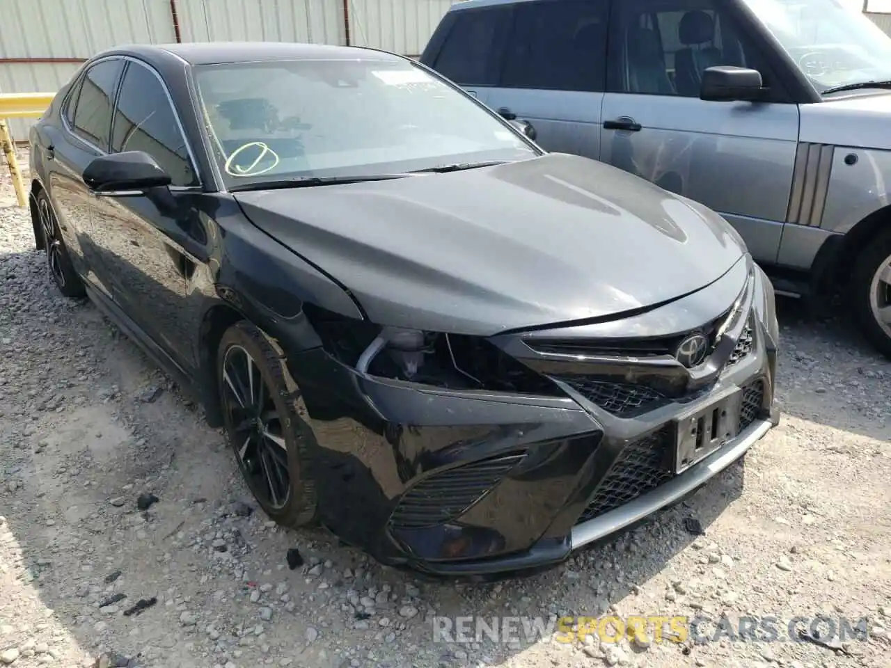 1 Photograph of a damaged car 4T1K61AK8LU511266 TOYOTA CAMRY 2020