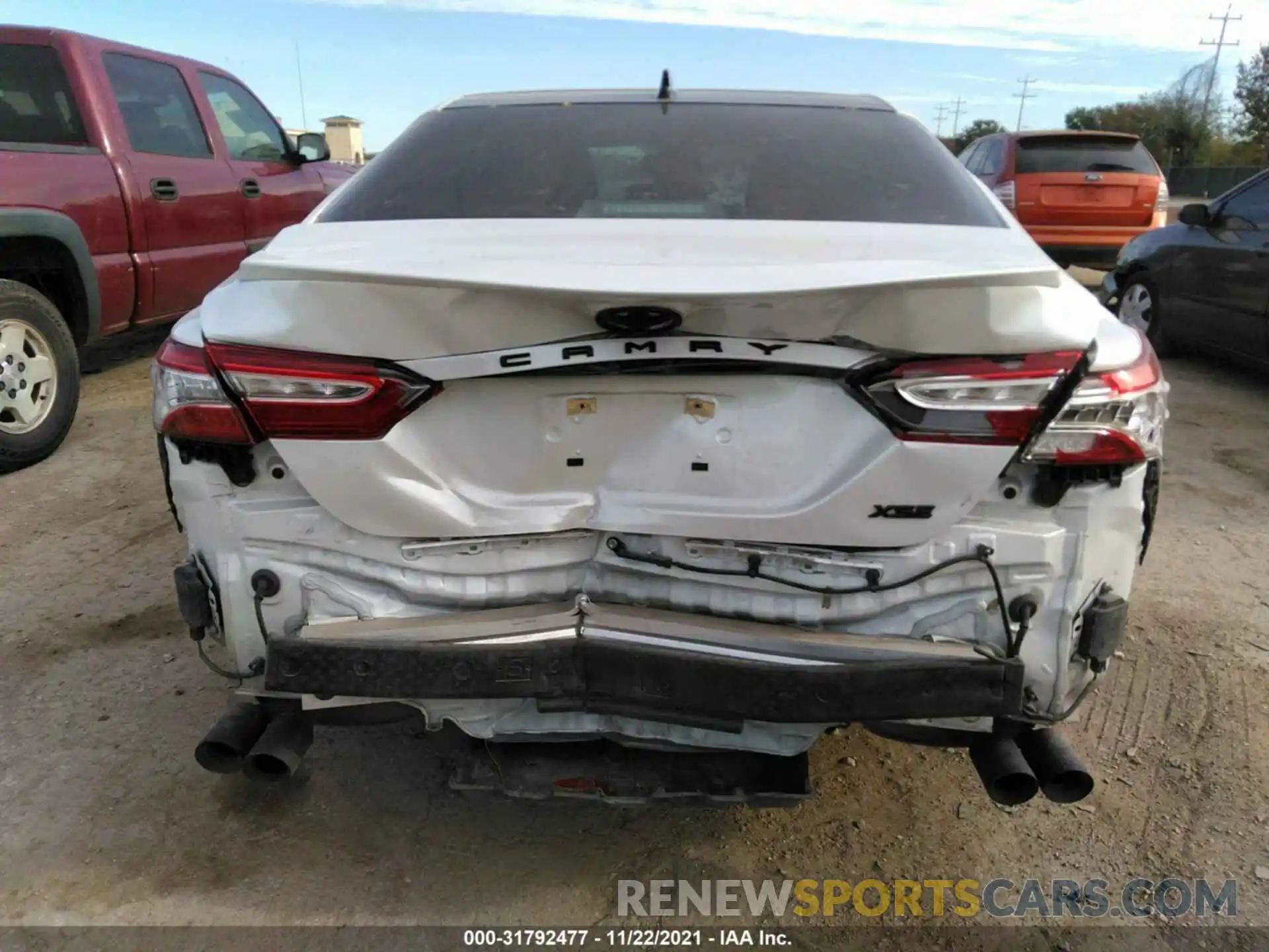 6 Photograph of a damaged car 4T1K61AK8LU865837 TOYOTA CAMRY 2020