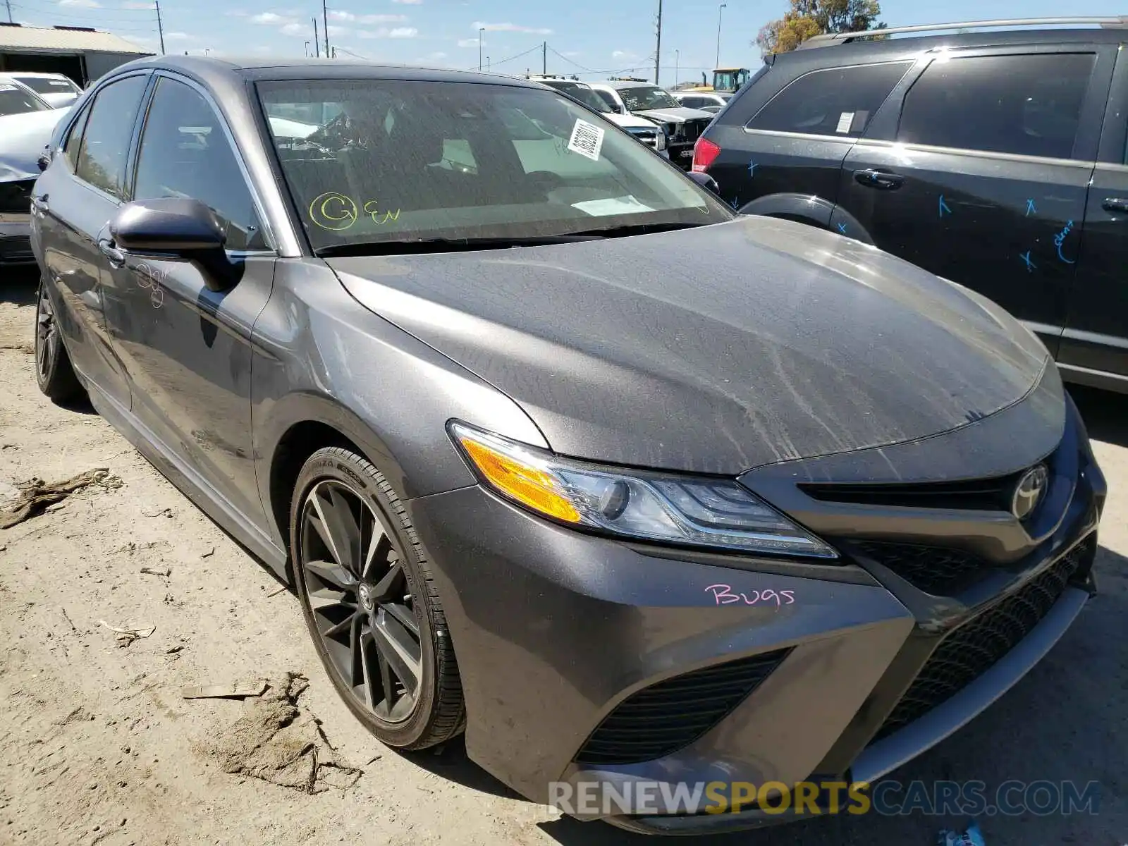 1 Photograph of a damaged car 4T1K61AK8LU874151 TOYOTA CAMRY 2020