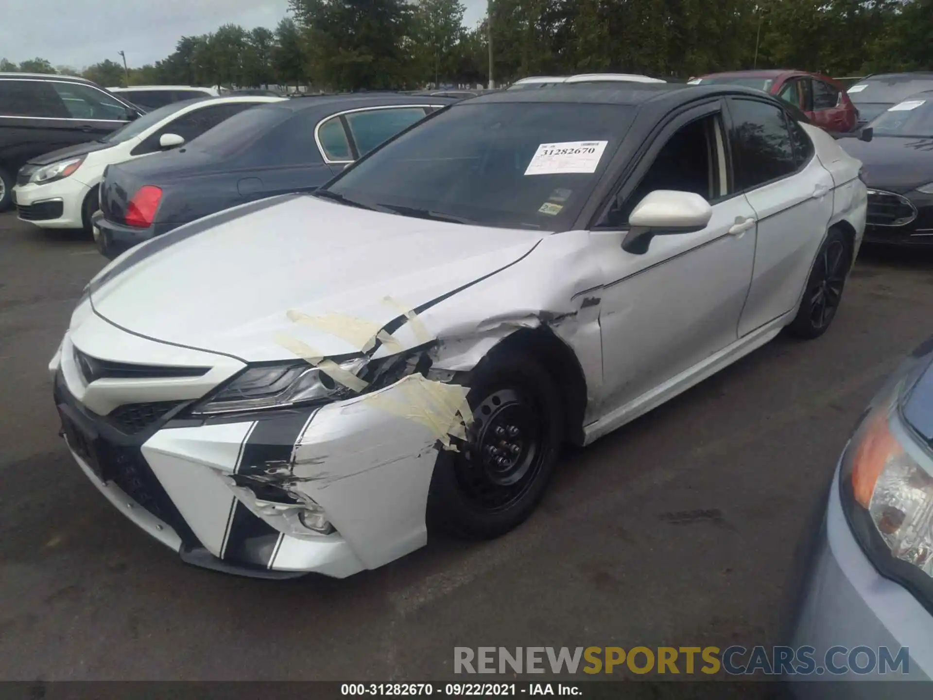 2 Photograph of a damaged car 4T1K61AK8LU916298 TOYOTA CAMRY 2020