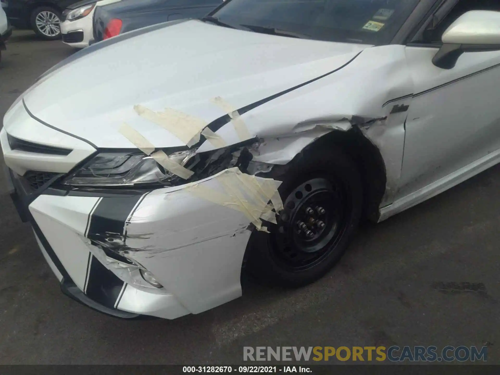 6 Photograph of a damaged car 4T1K61AK8LU916298 TOYOTA CAMRY 2020